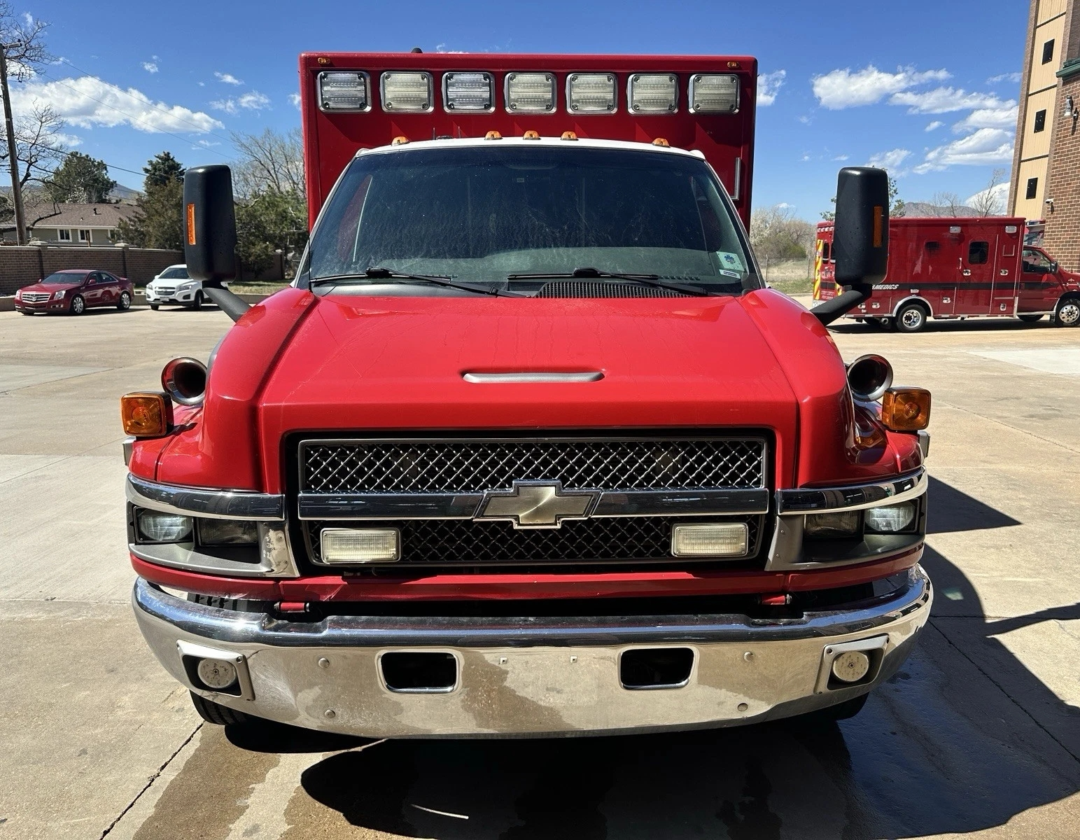 2009 LifeLine Chevrolet Type I Ambulance - image 3
