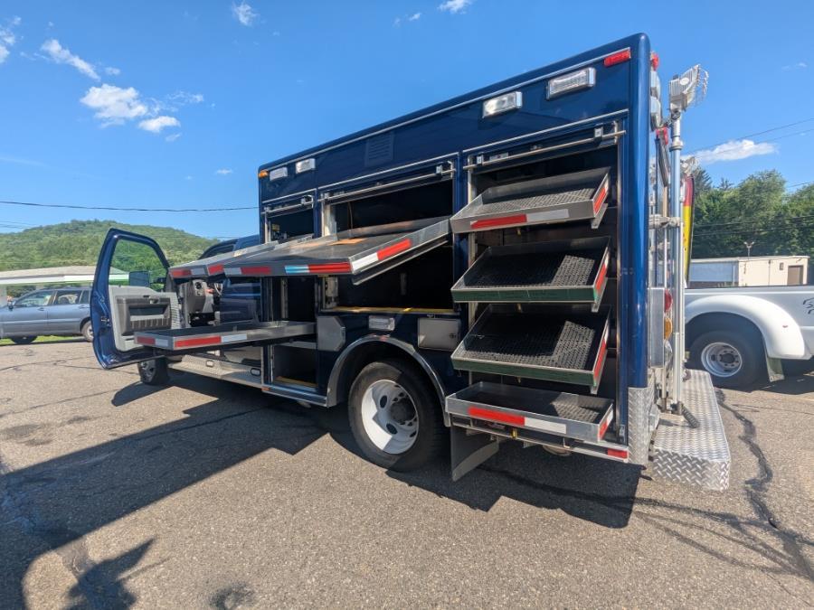 2012 Ford Super Duty F-450 Crew Cab 176" WB 60" CA XL (2) - image 7