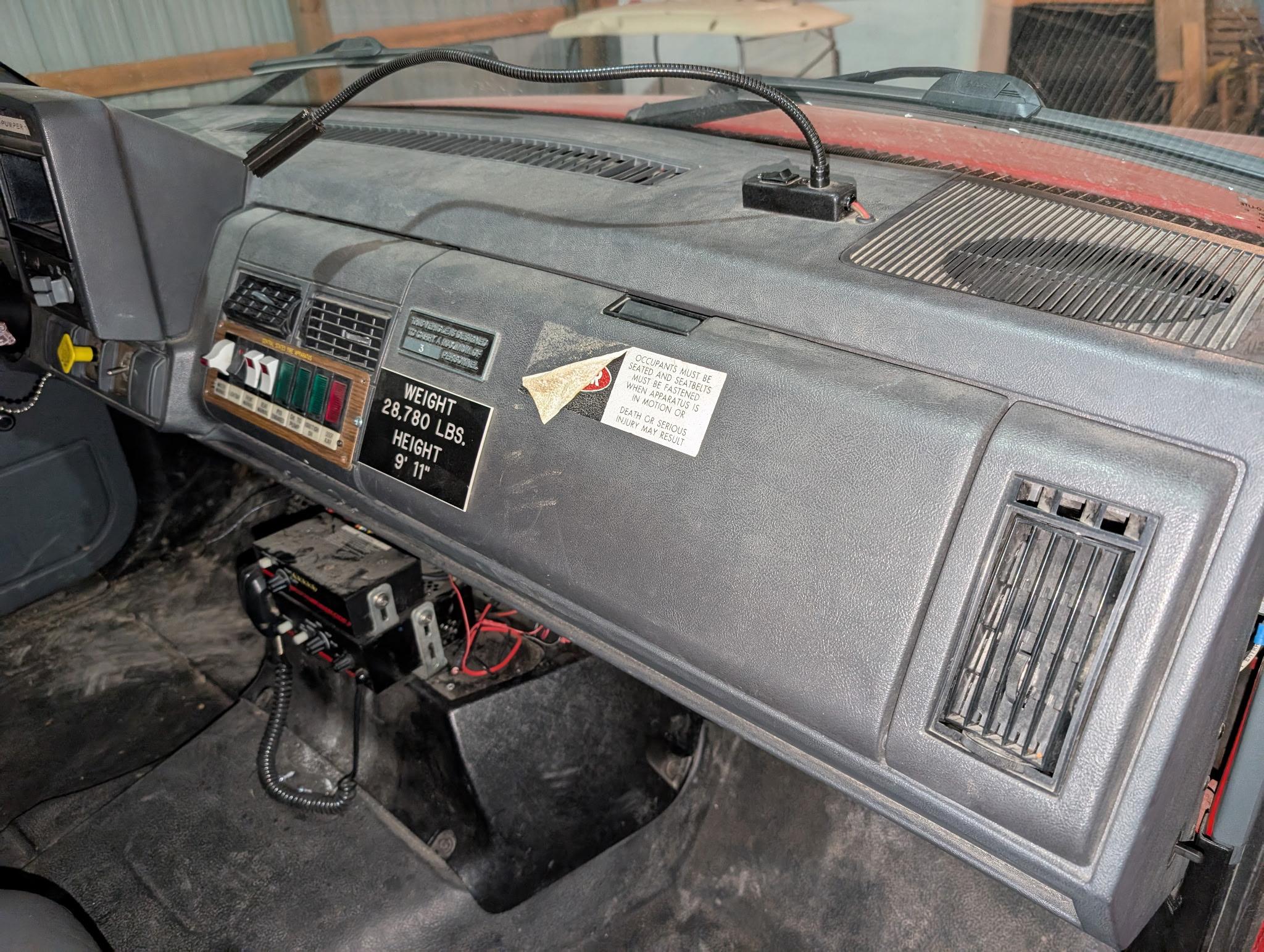 1997 GMC Central States Pumper - image 17