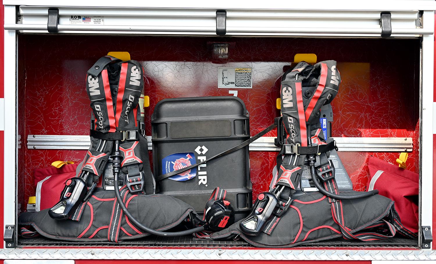 1998 KME Ford 4x4 Pumper - image 23