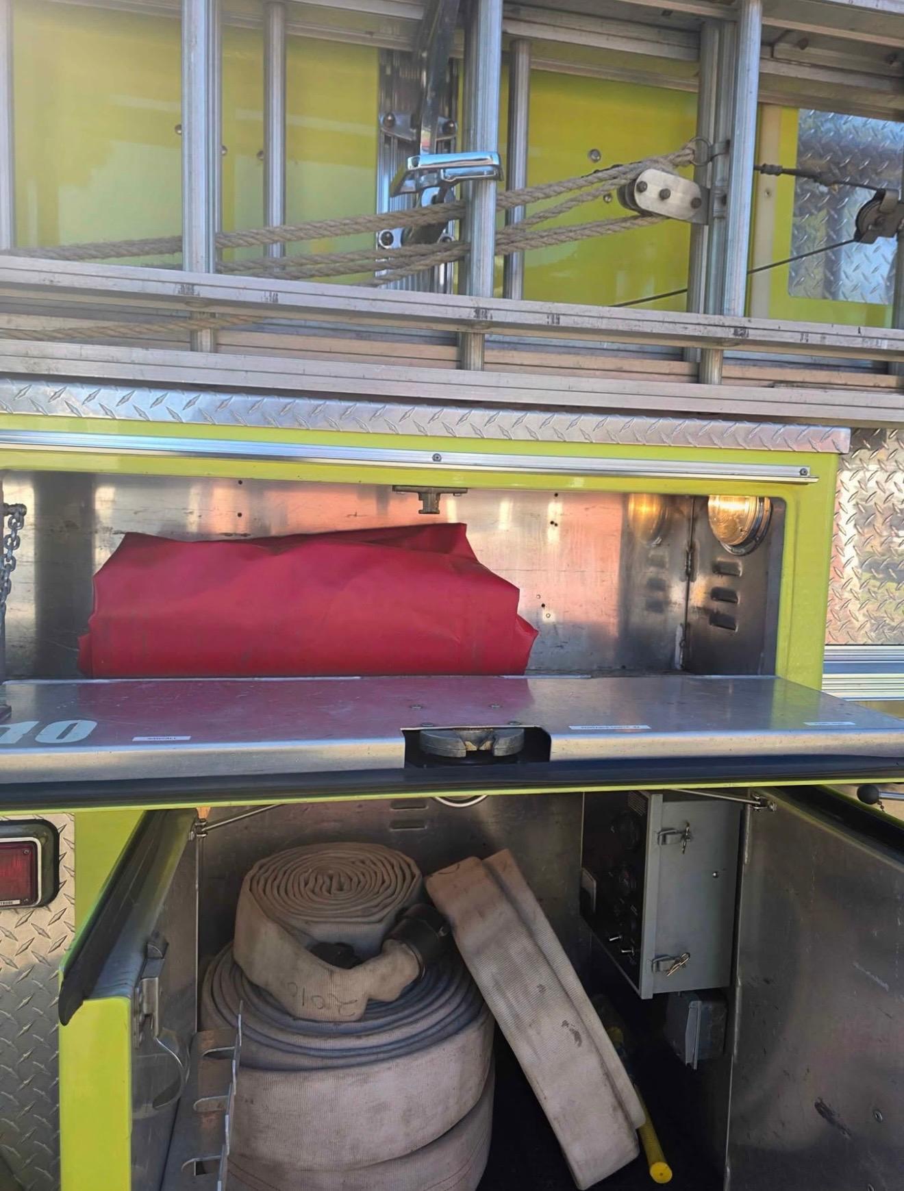 1993 E-One Protector Rescue Pumper - image 14