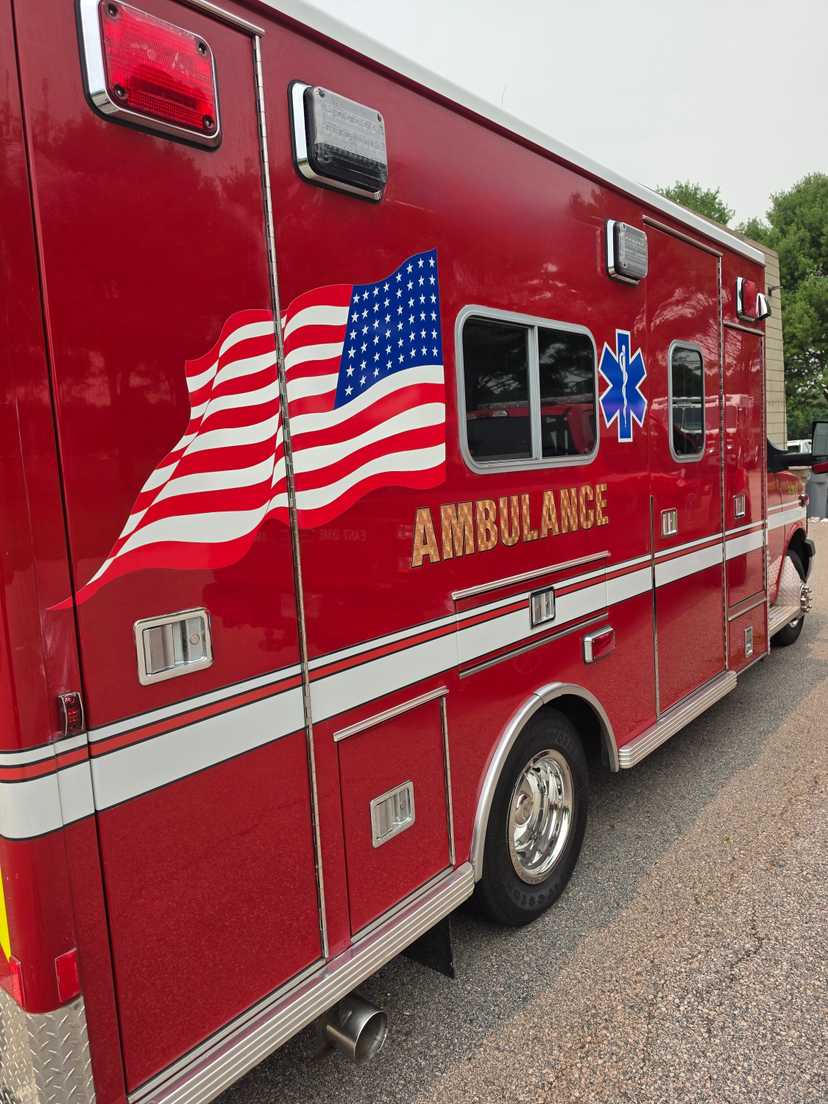 2011 Wheeled Coach GMC Type I Ambulance — photo 3