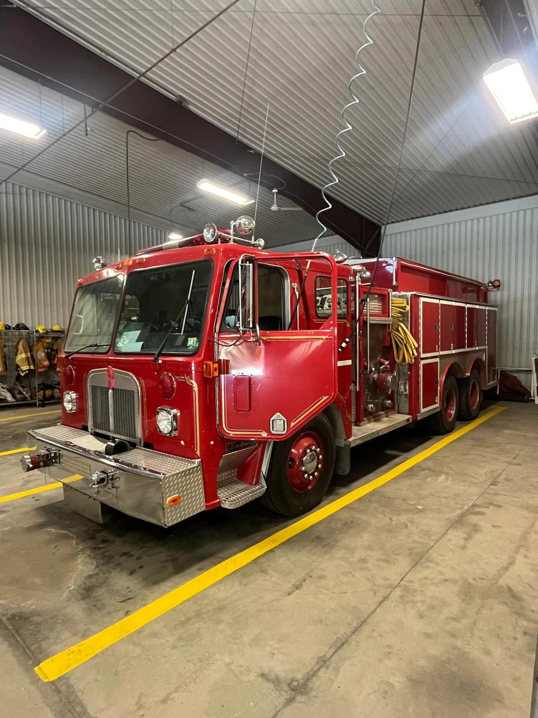 1984 Pierreville custom Kenworth Pumper