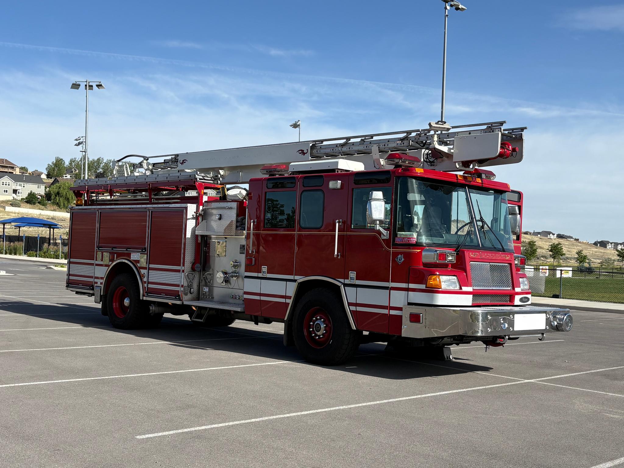2001 Pierce 55' Boom Truck - image 3