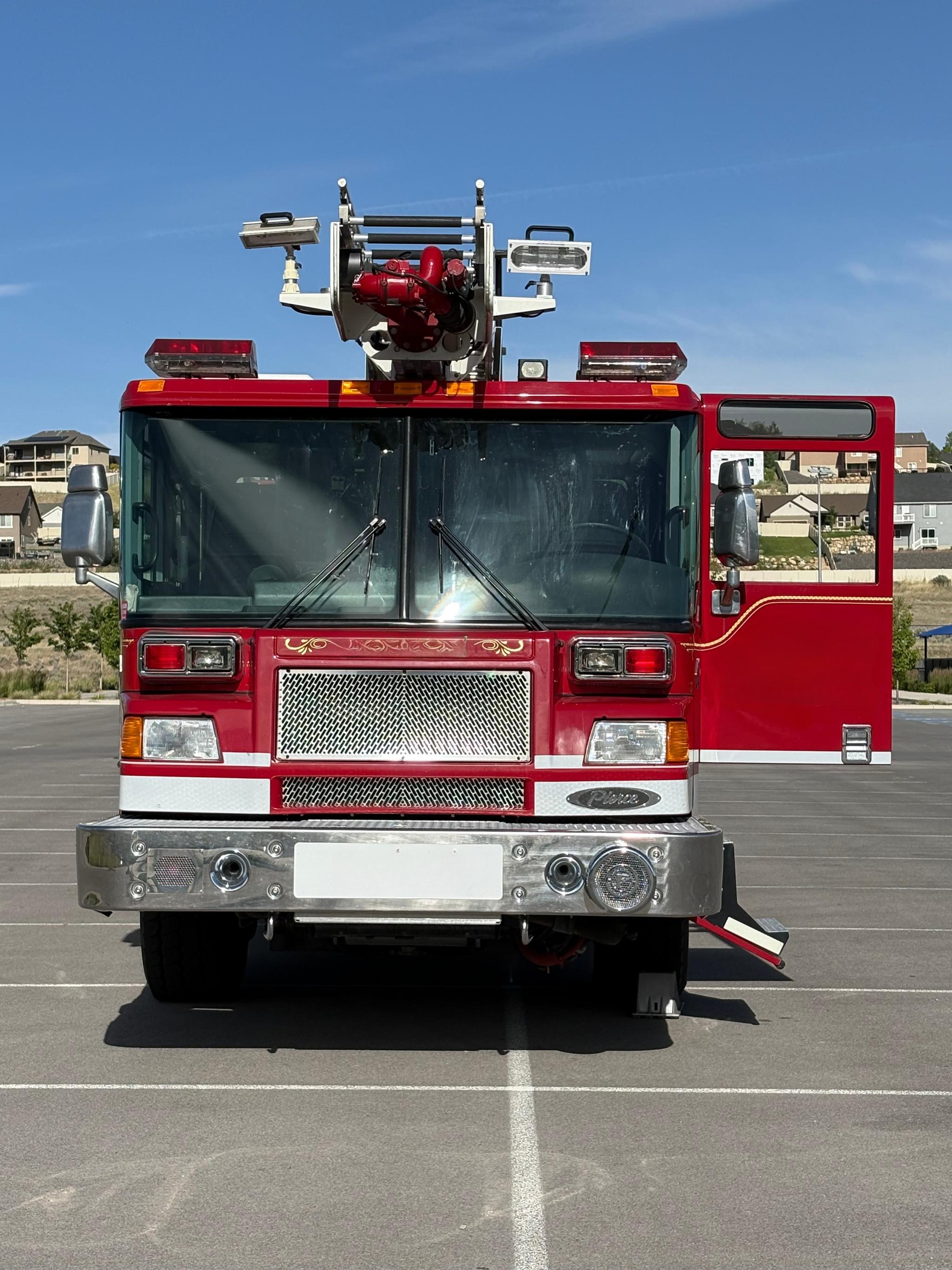 2001 Pierce 55' Boom Truck - image 2