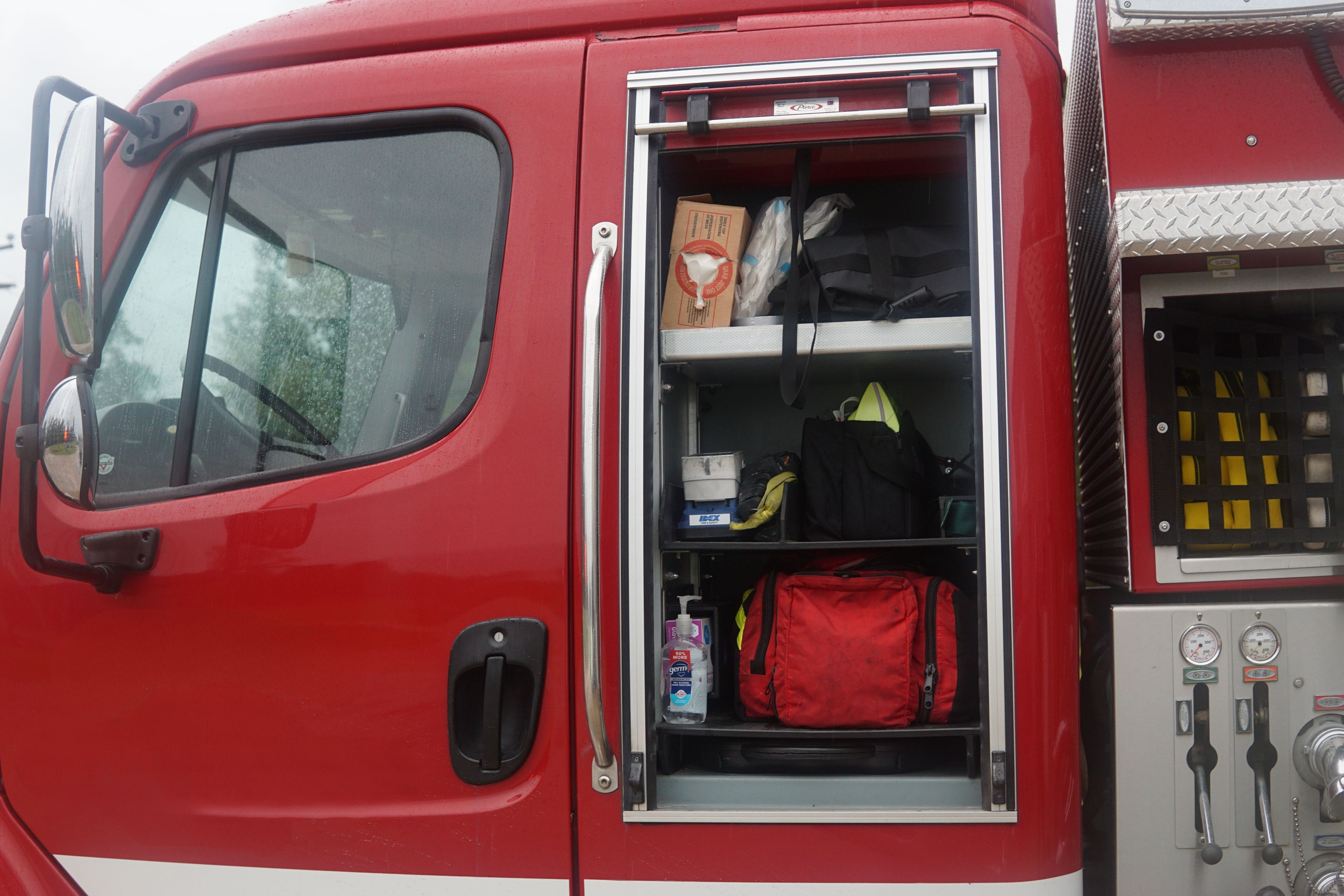 2010 Pierce Freightliner Pumper - image 24