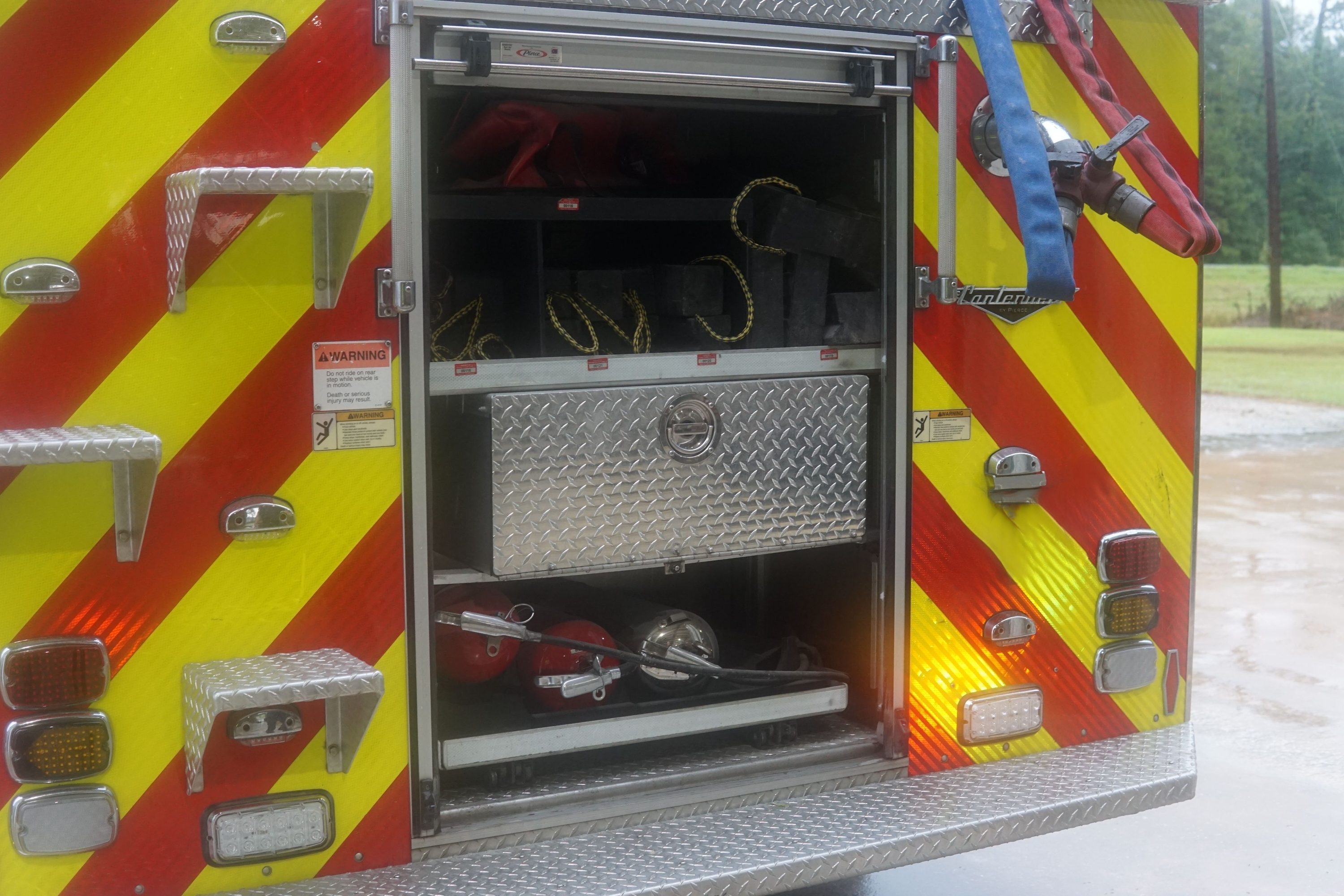 2010 Pierce Freightliner Pumper - image 28
