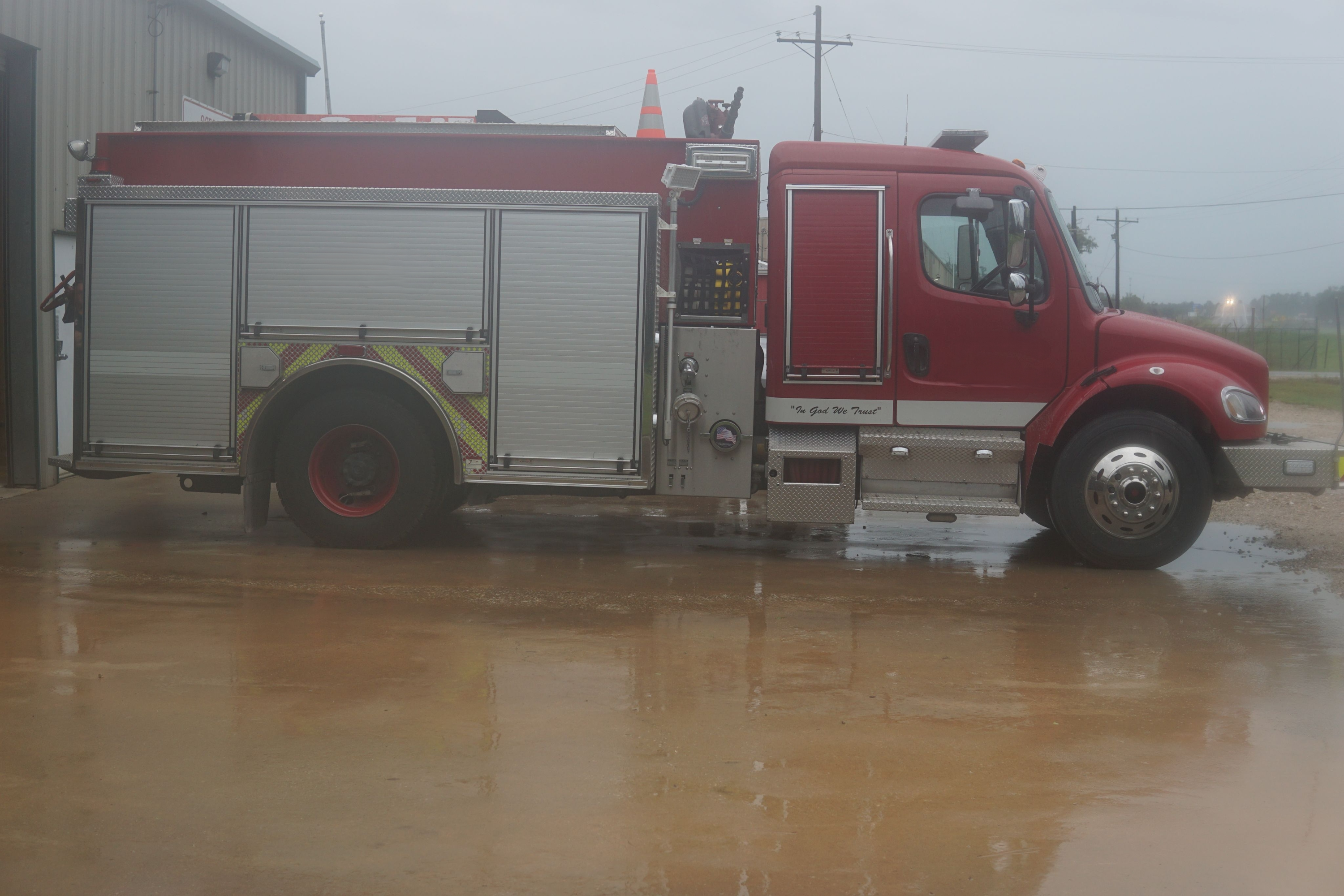 2010 Pierce Freightliner Pumper - image 8