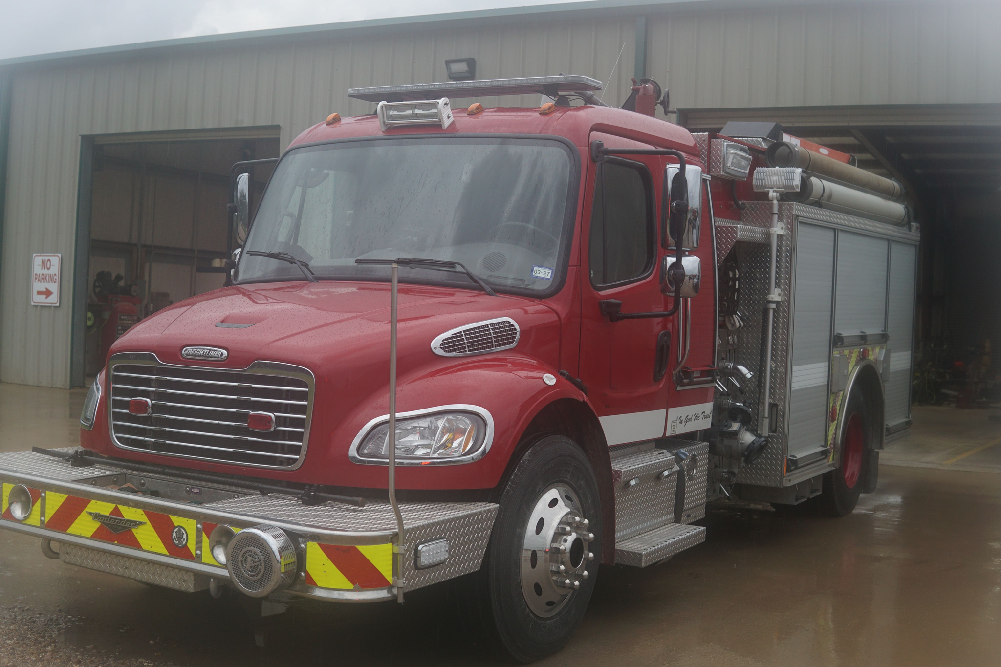 2010 Pierce Freightliner Pumper - image 1