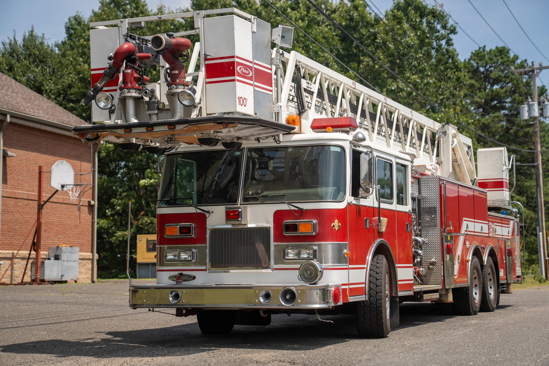 1995 Pierce Arrow 100' Aerial Platform