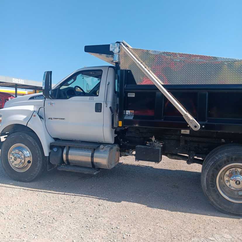 2023 Ford F-750 Dump Truck