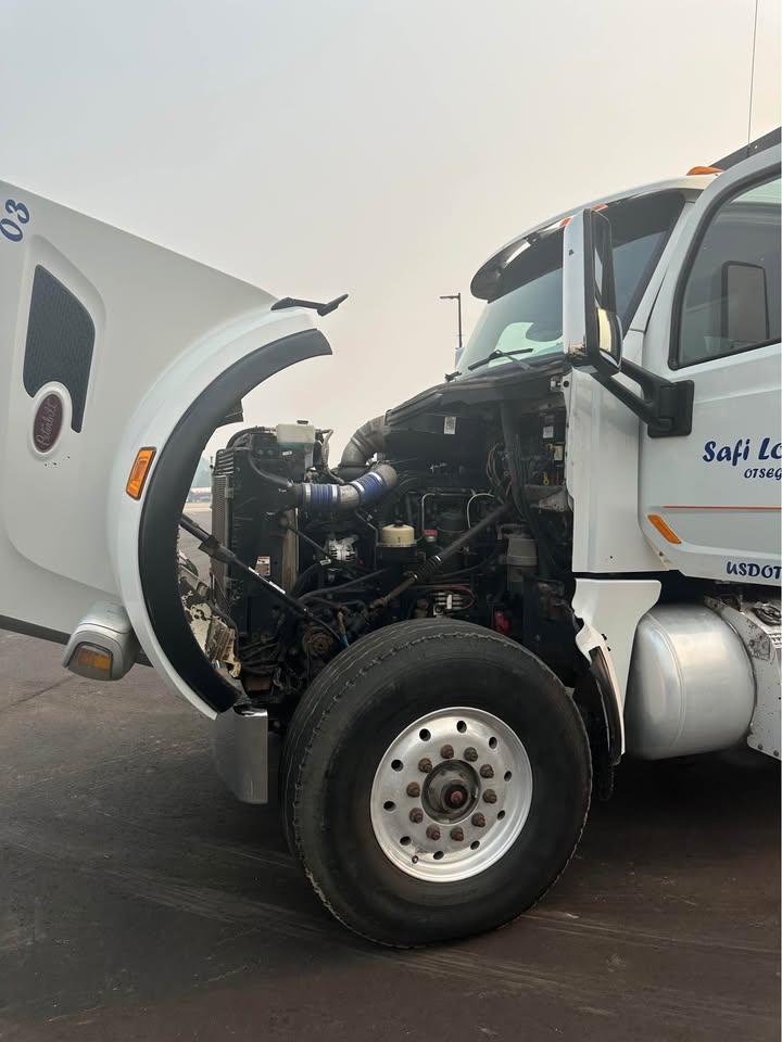 2017 Peterbilt 567 Dump Truck - image 4