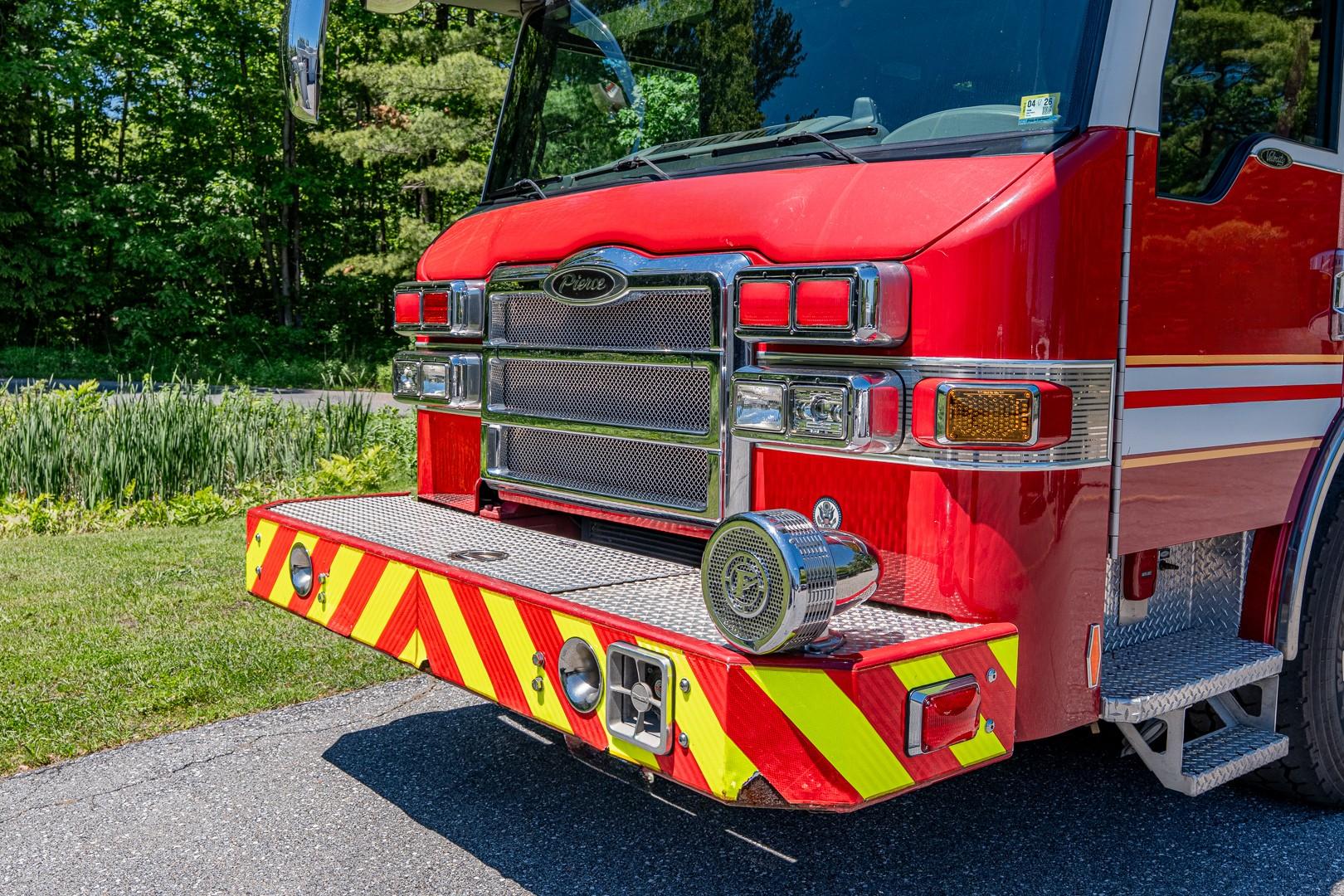 2009 Pierce Enforcer Pumper - image 23
