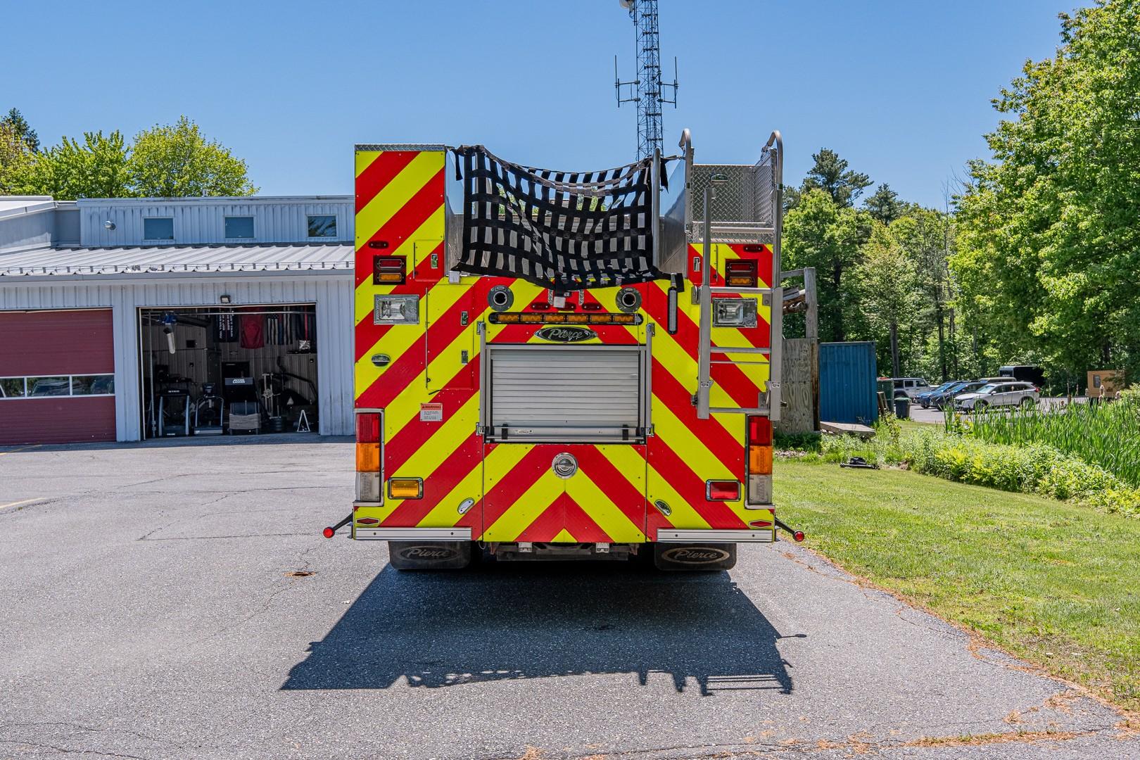 2009 Pierce Enforcer Pumper - image 22