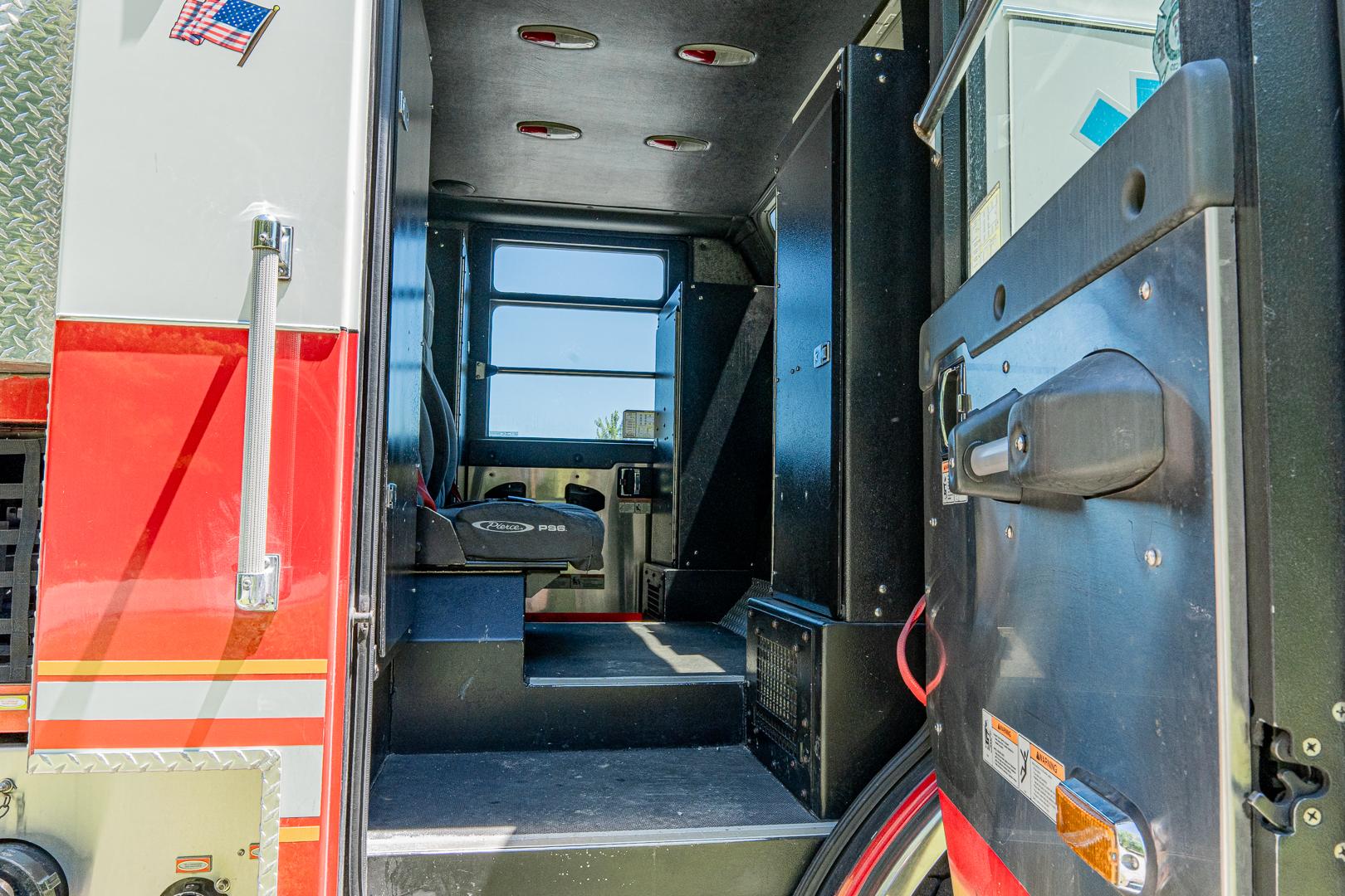 2009 Pierce Enforcer Pumper - image 48