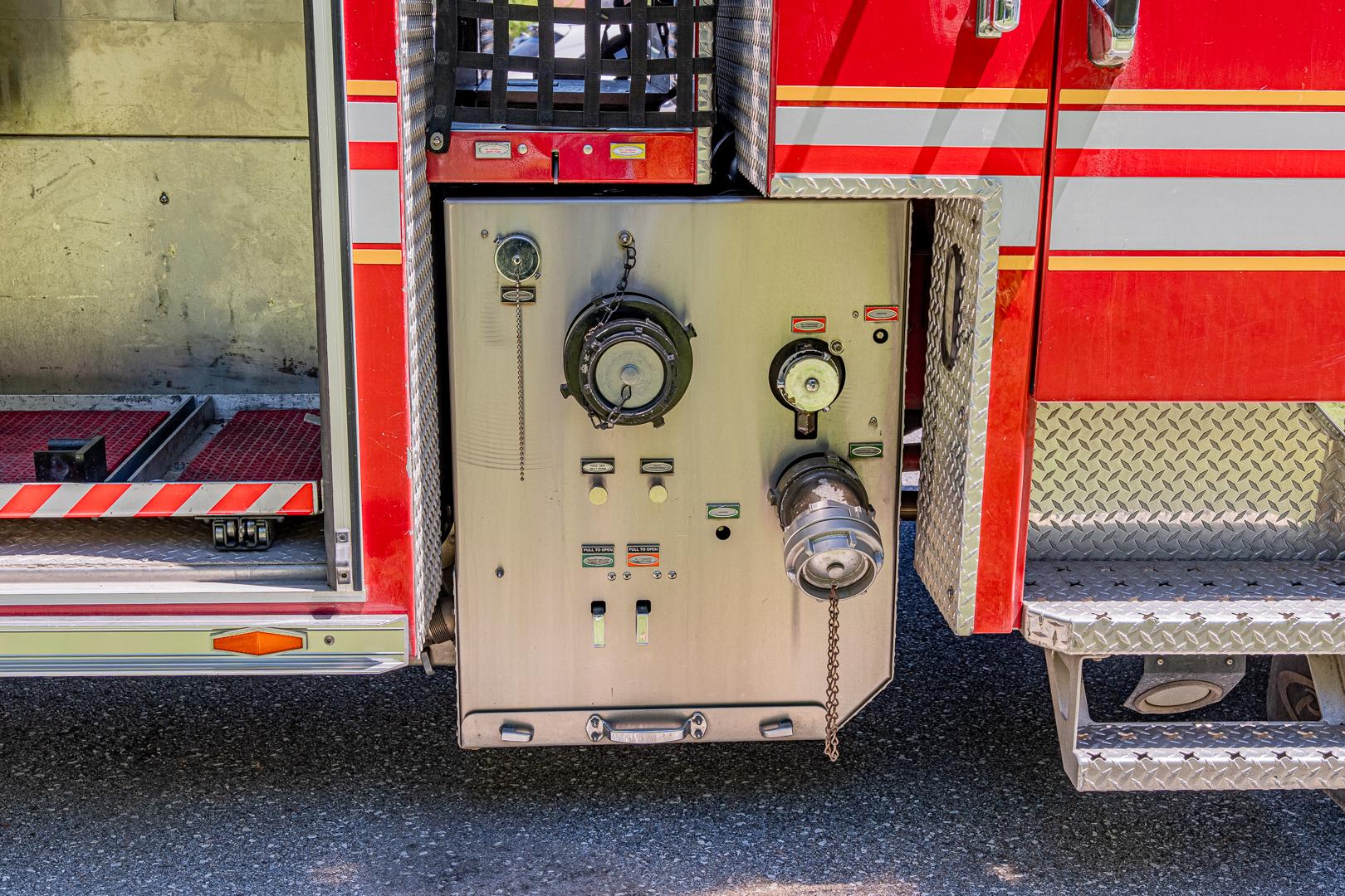 2009 Pierce Enforcer Pumper - image 33