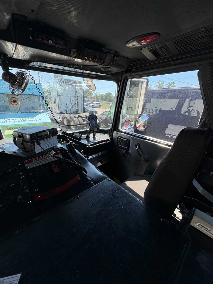 2009 Pierce Arrow XT Pumper — photo 8