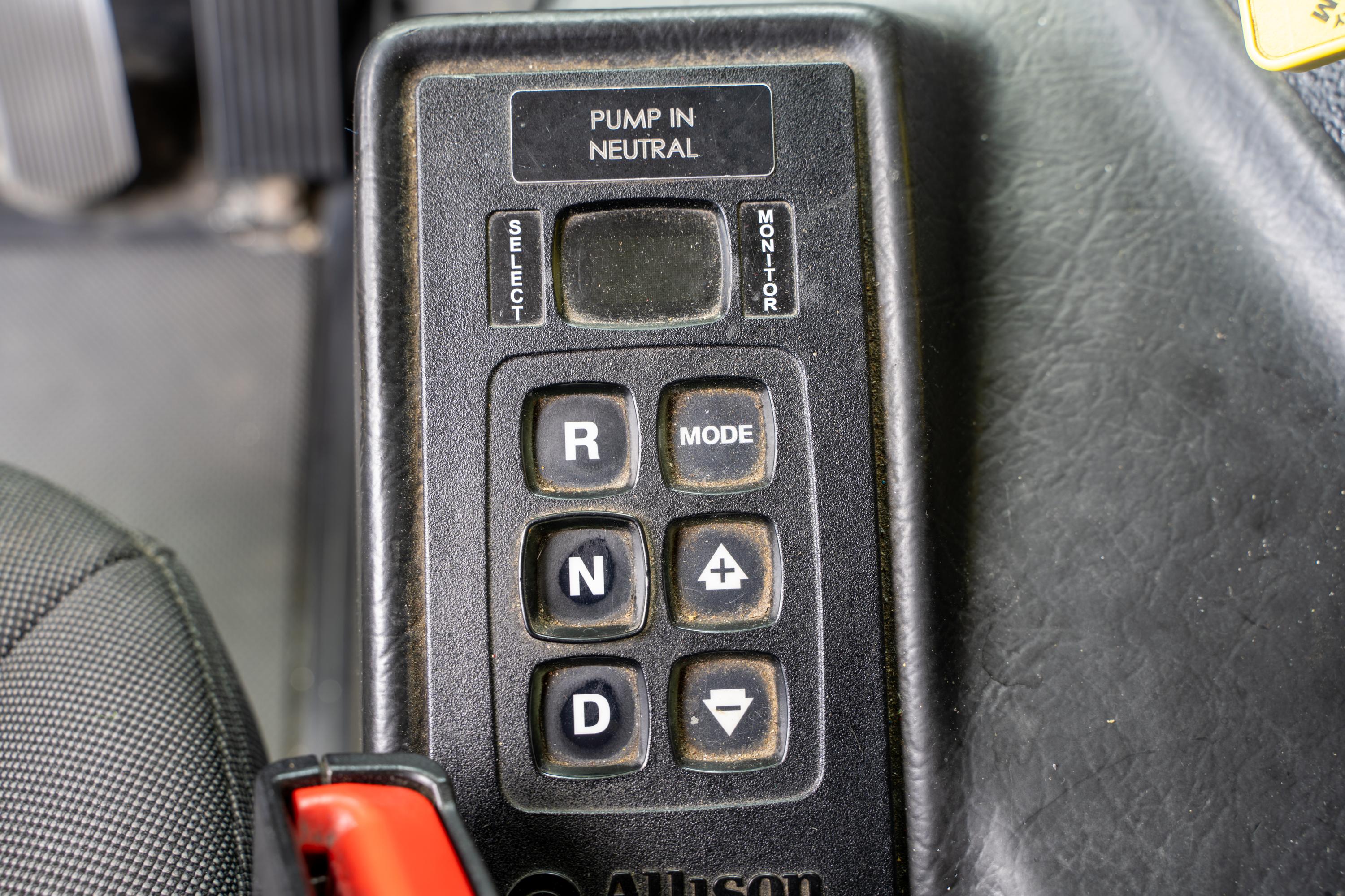 2014 Pierce Quantum Pumper - image 35