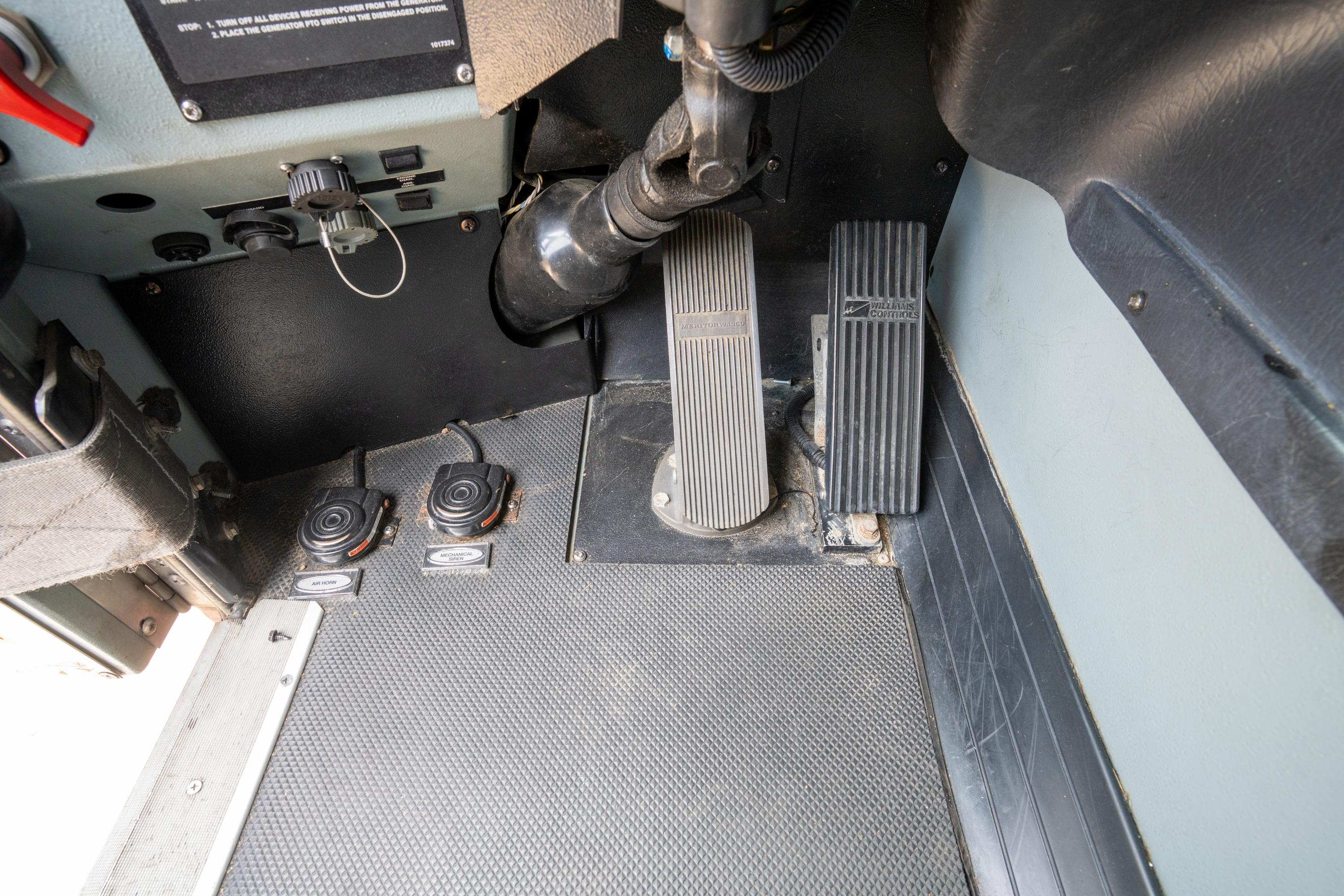 2014 Pierce Quantum Pumper - image 50