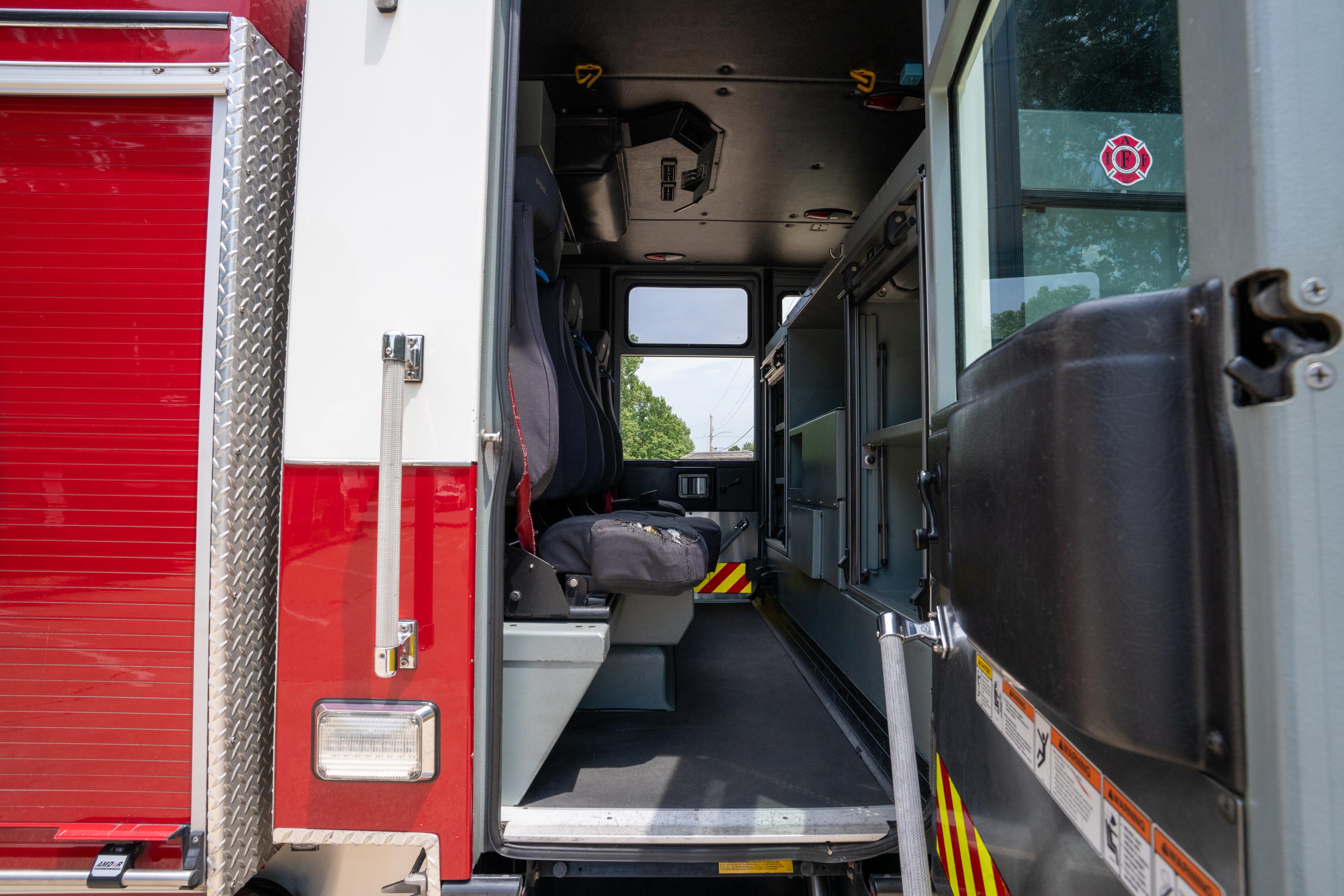 2014 Pierce Quantum Pumper - image 173