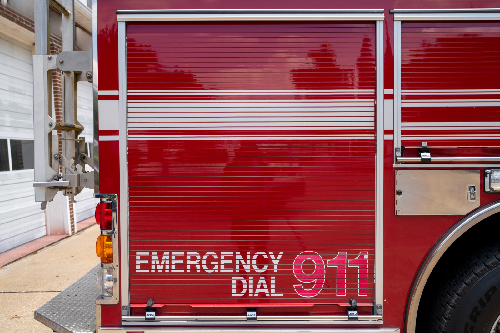 2014 Pierce Quantum Pumper - image 19