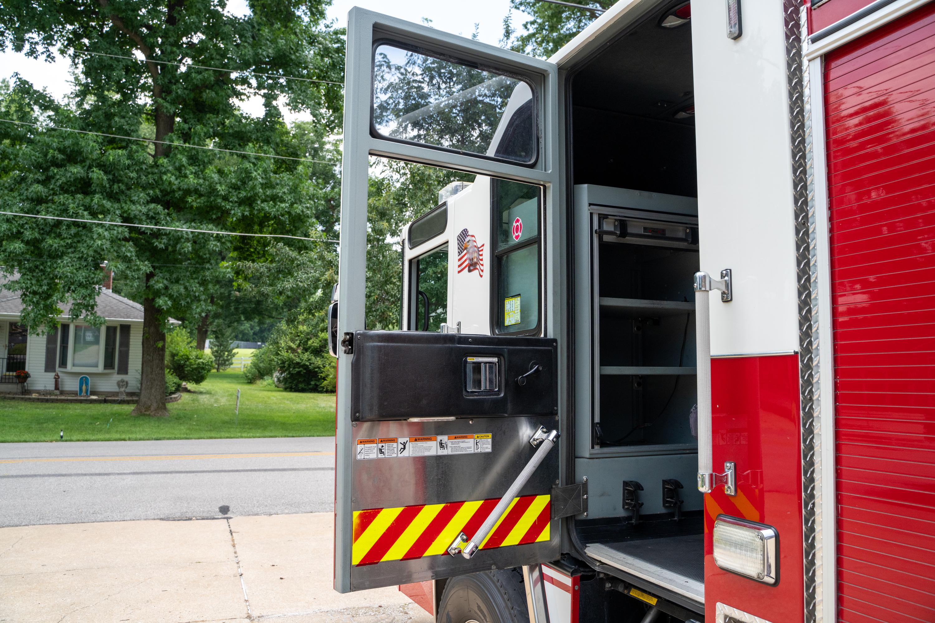 2014 Pierce Quantum Pumper - image 113