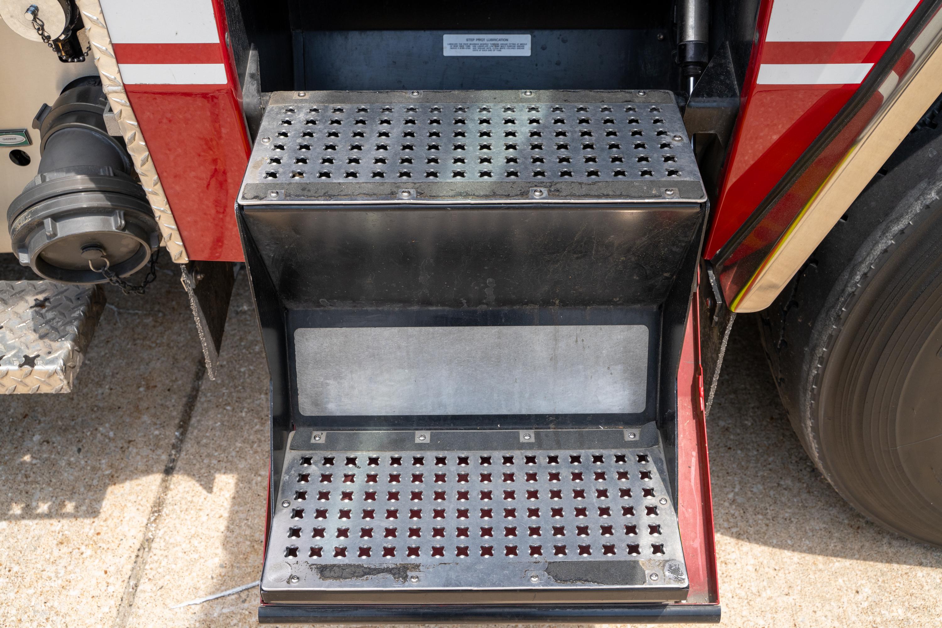 2014 Pierce Quantum Pumper - image 162