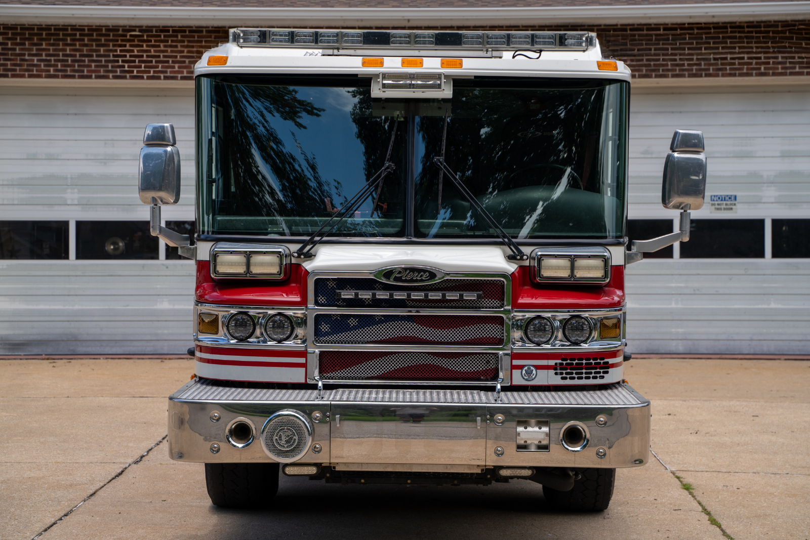 2014 Pierce Quantum Pumper - image 12