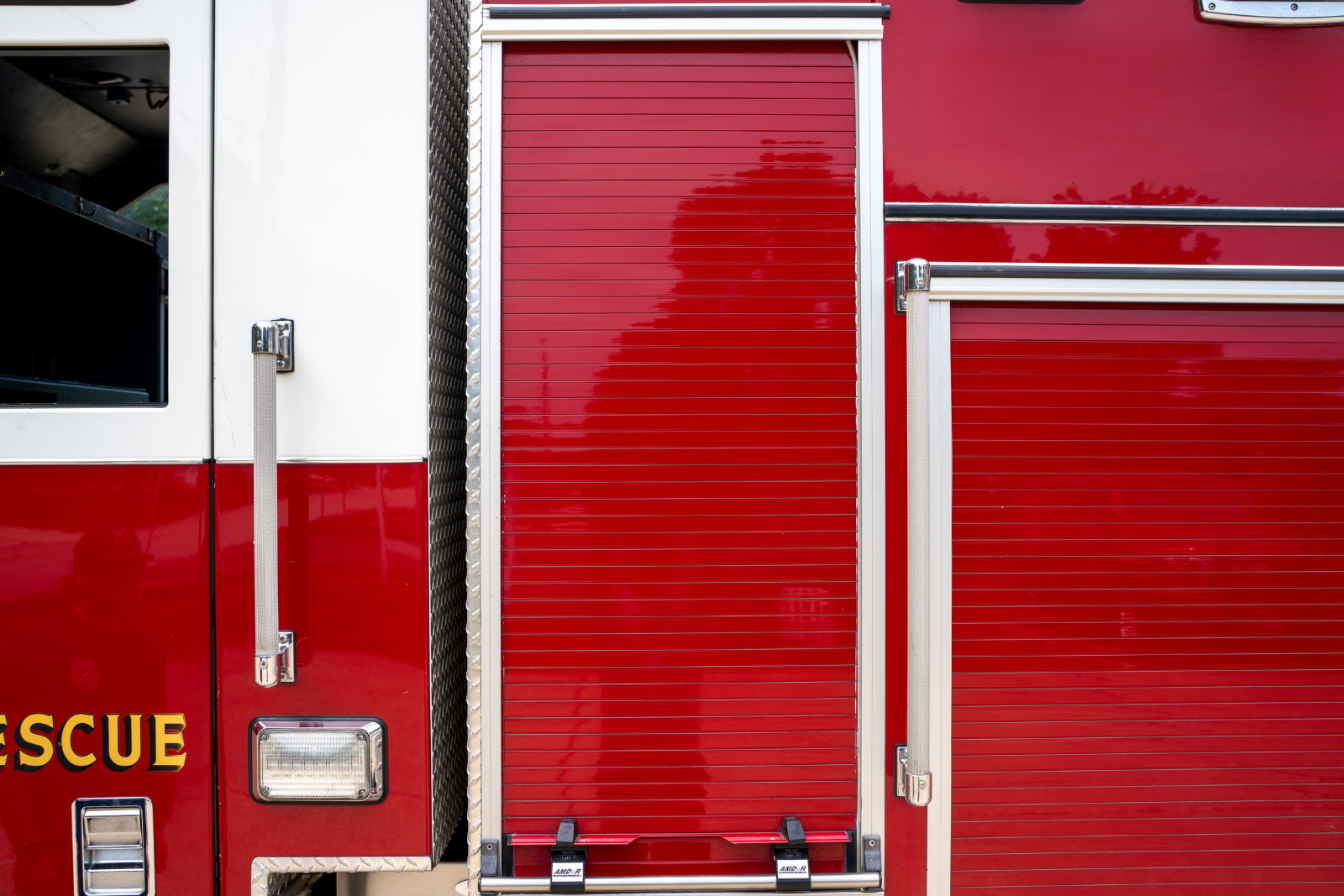 2014 Pierce Quantum Pumper - image 23