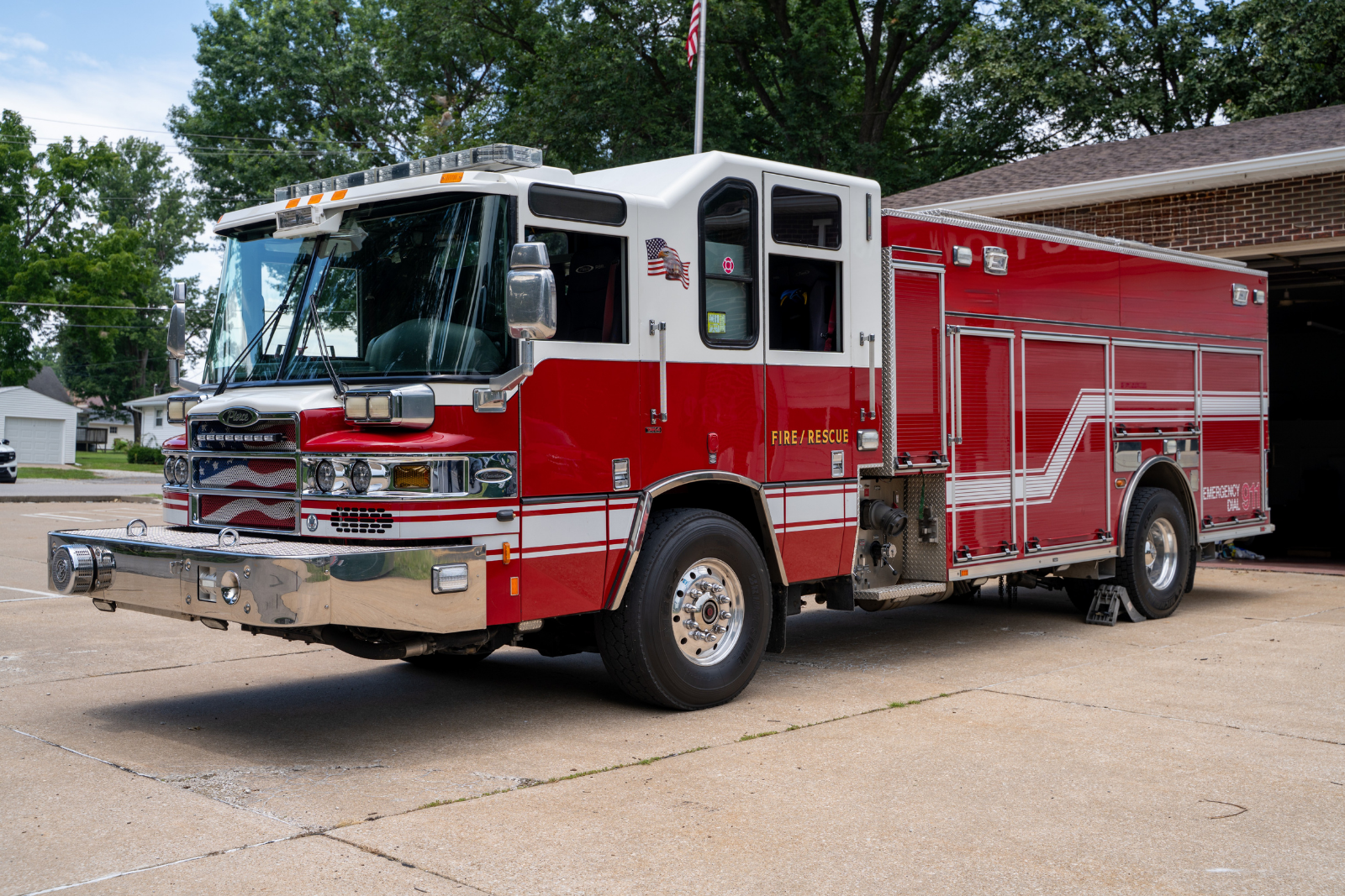 2014 Pierce Quantum Pumper - image 1