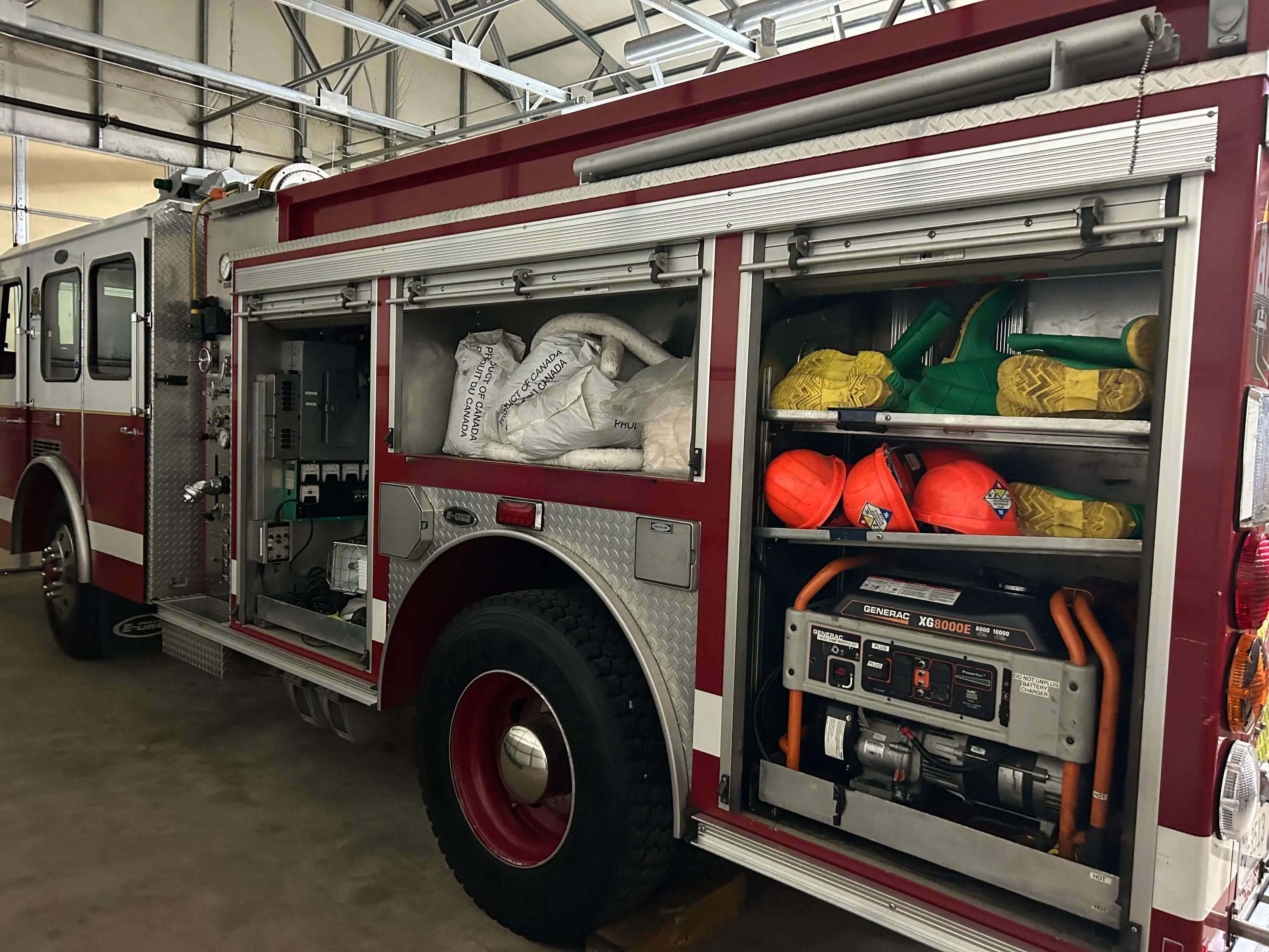 1995 E-One Protector Light Rescue - image 9