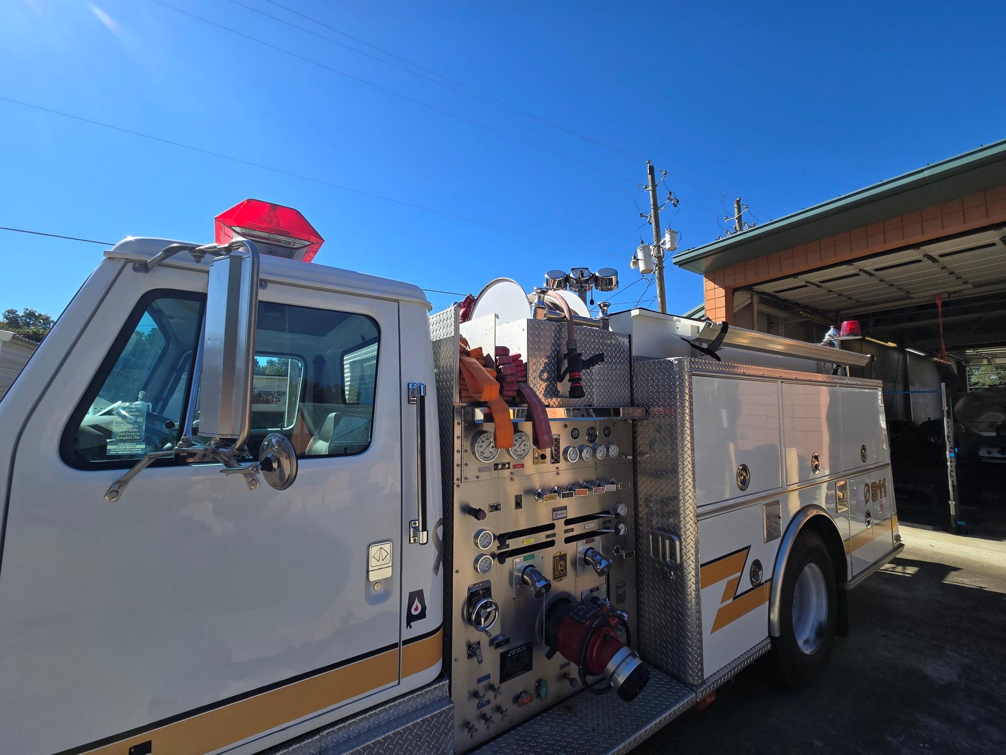 1996 KME Navistar Pumper - image 1