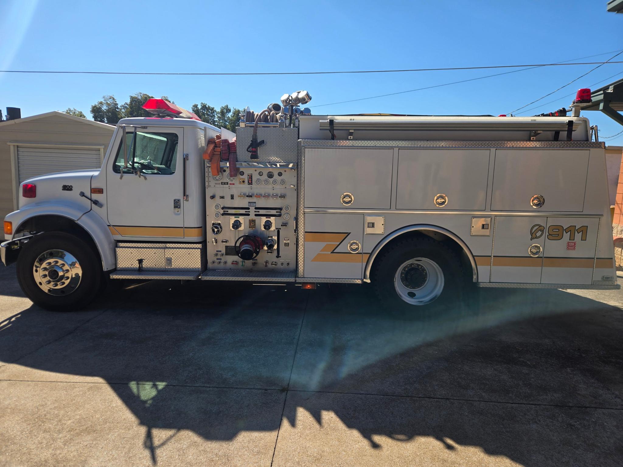 1996 KME Navistar Pumper - image 3