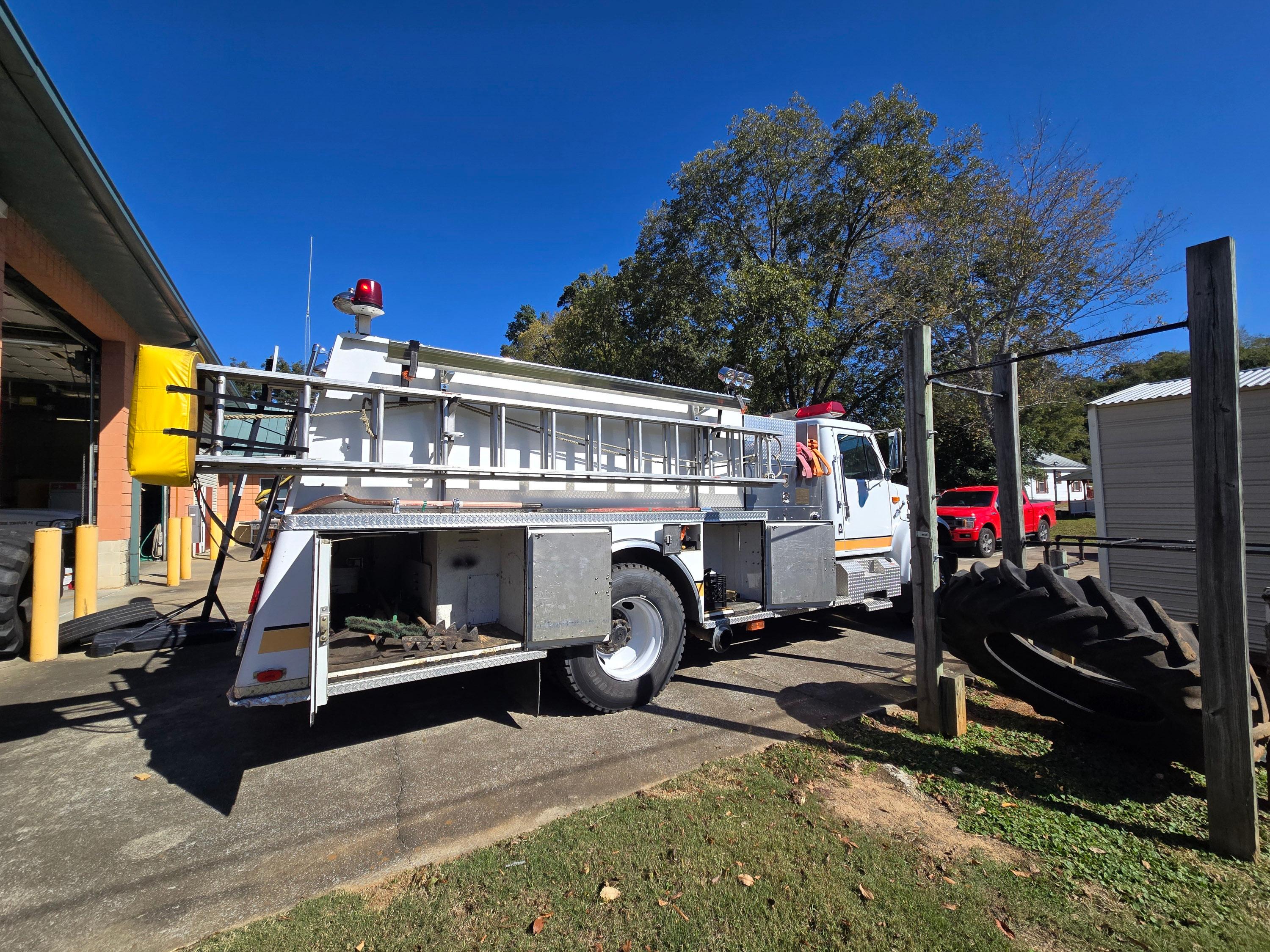 1996 KME Navistar Pumper - image 6