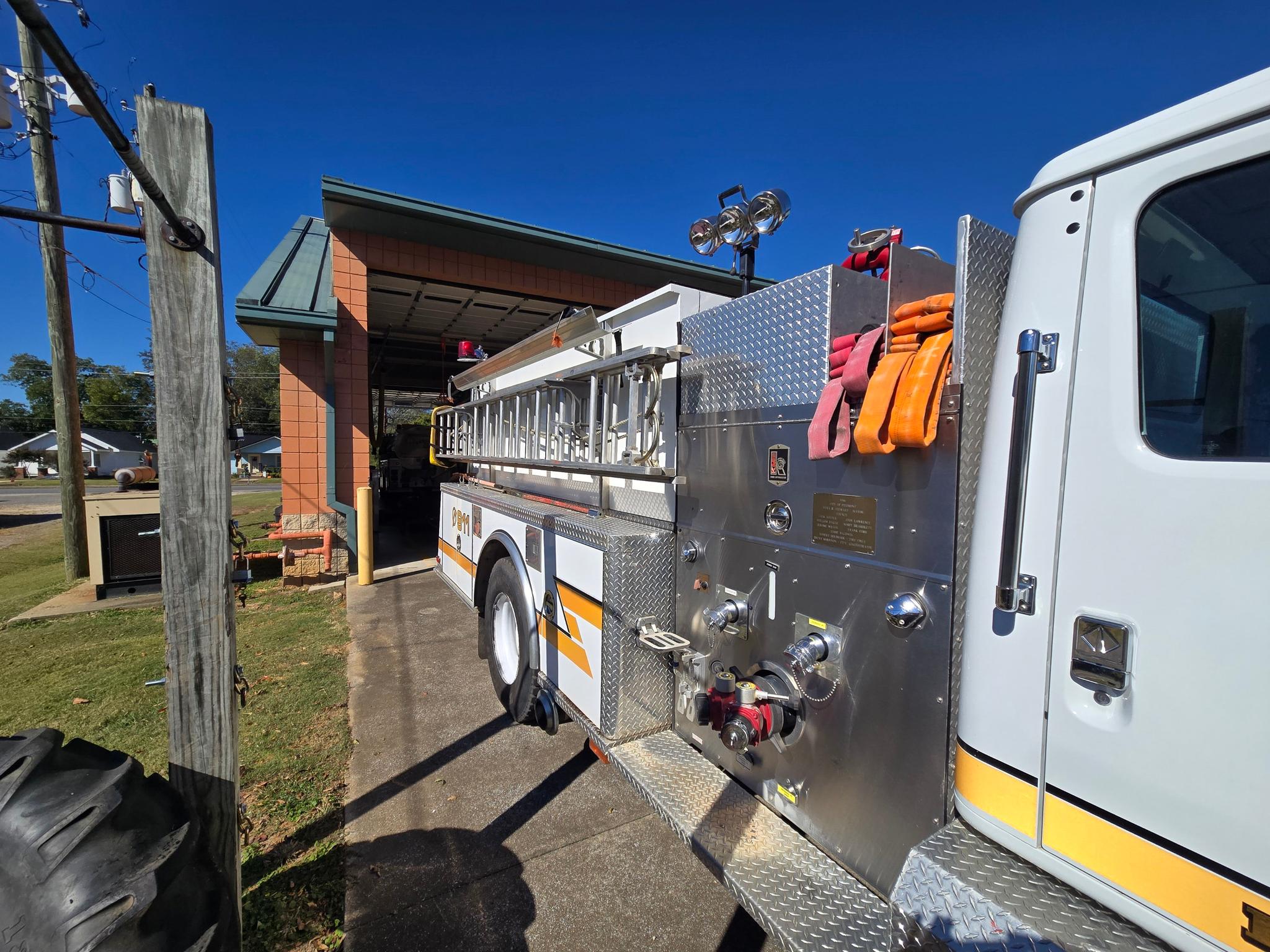 1996 KME Navistar Pumper - image 5