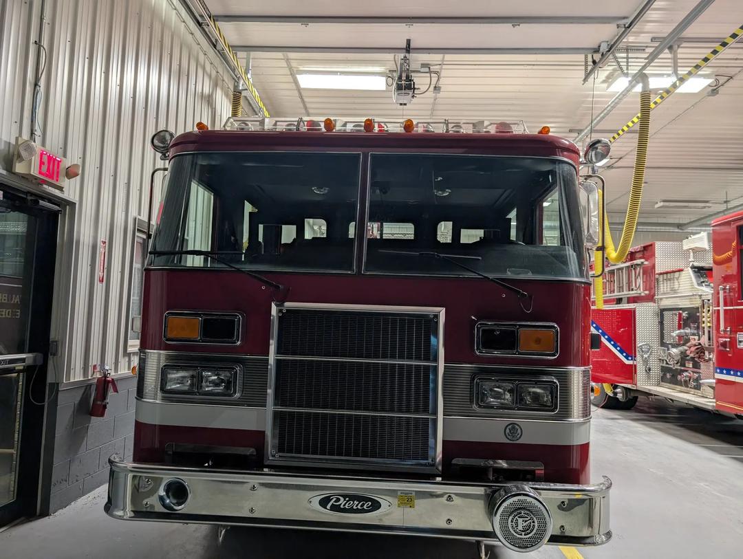 1993 Pierce Engine 