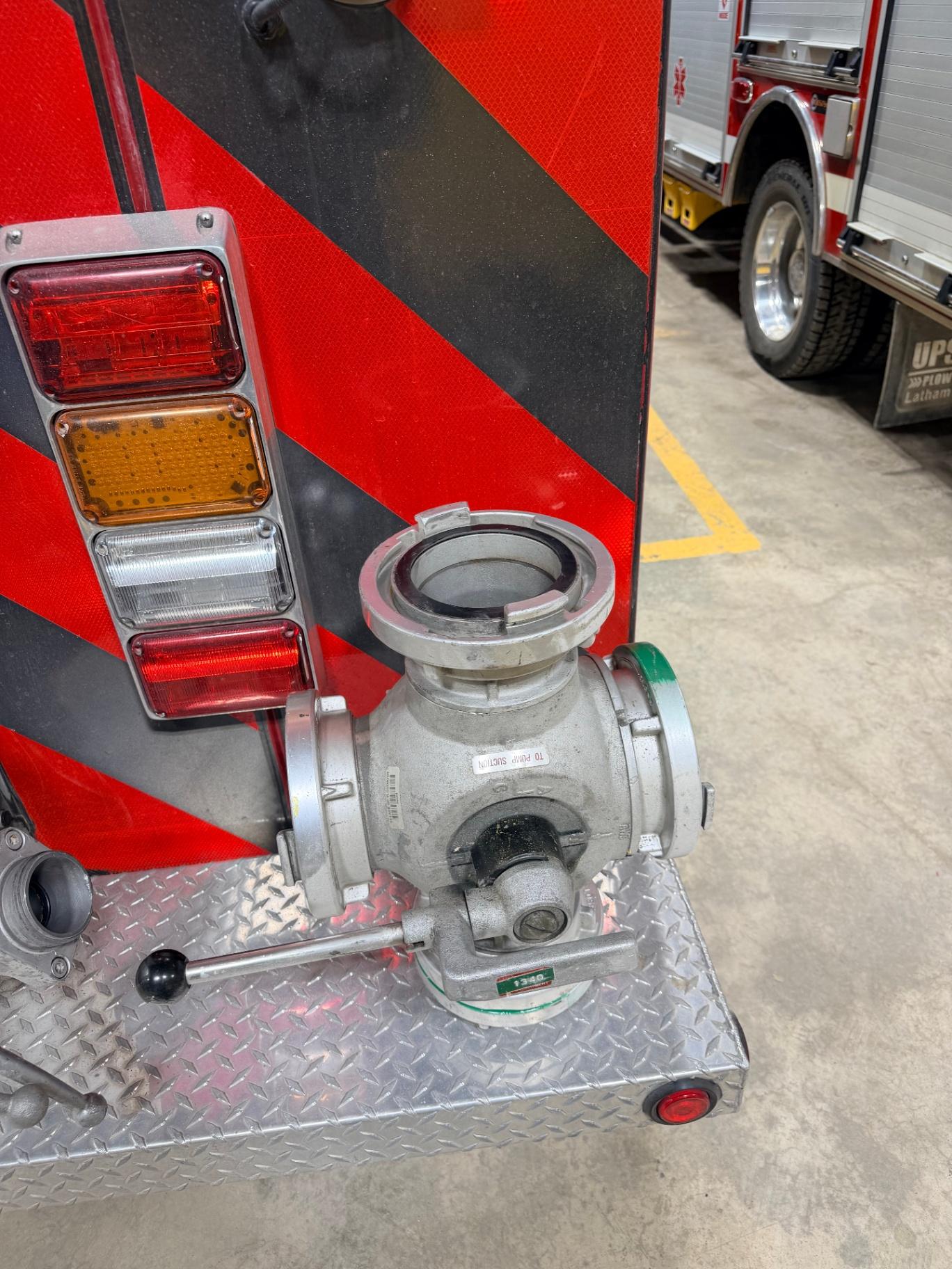1998 Pierce Quantum Pumper - image 34