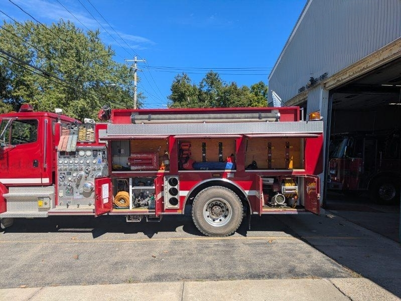 2003 Smeal Freightliner Pumper - image 4