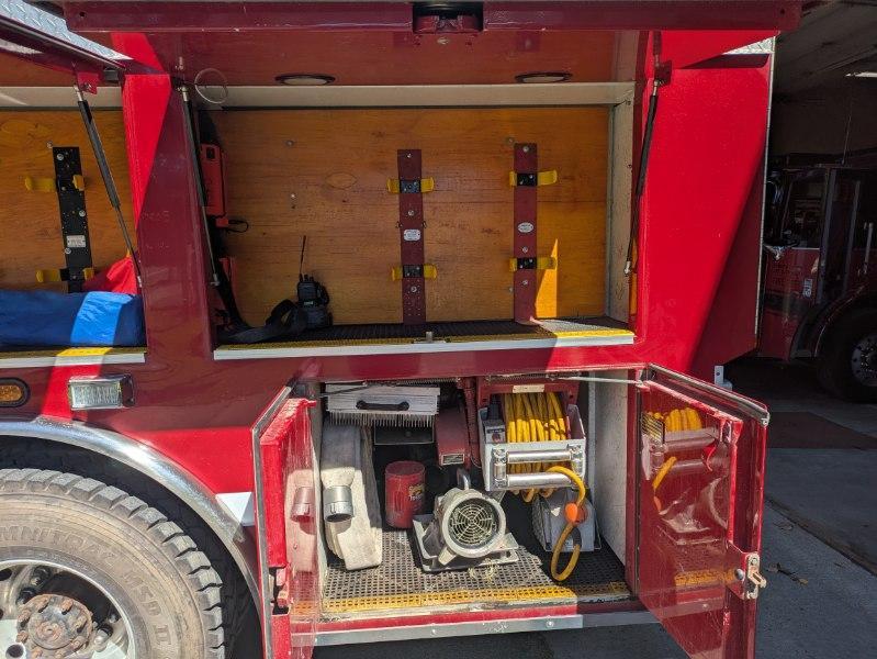 2003 Smeal Freightliner Pumper - image 10