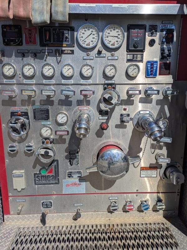 2003 Smeal Freightliner Pumper - image 13