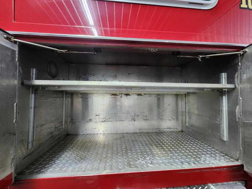 1994 E-One International Heavy Rescue — photo 3