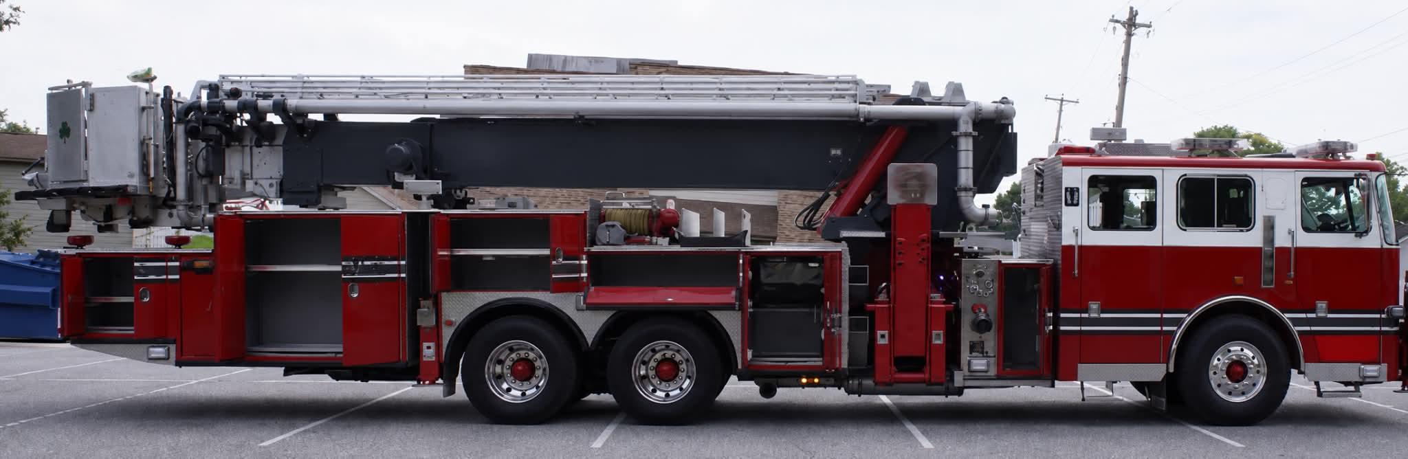 2003 Seagrave Aerialscope 95' Tower - image 13