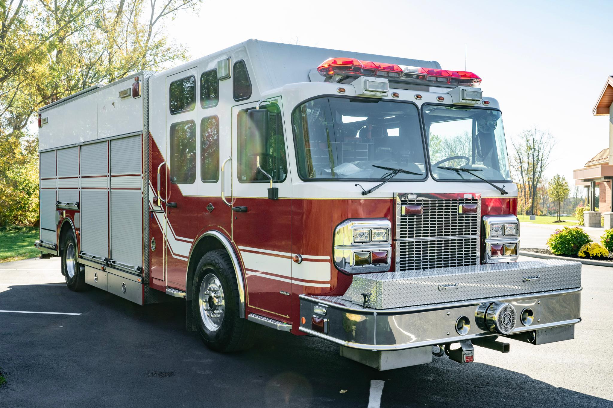 2005 KME American LaFrance Heavy Rescue - image 2