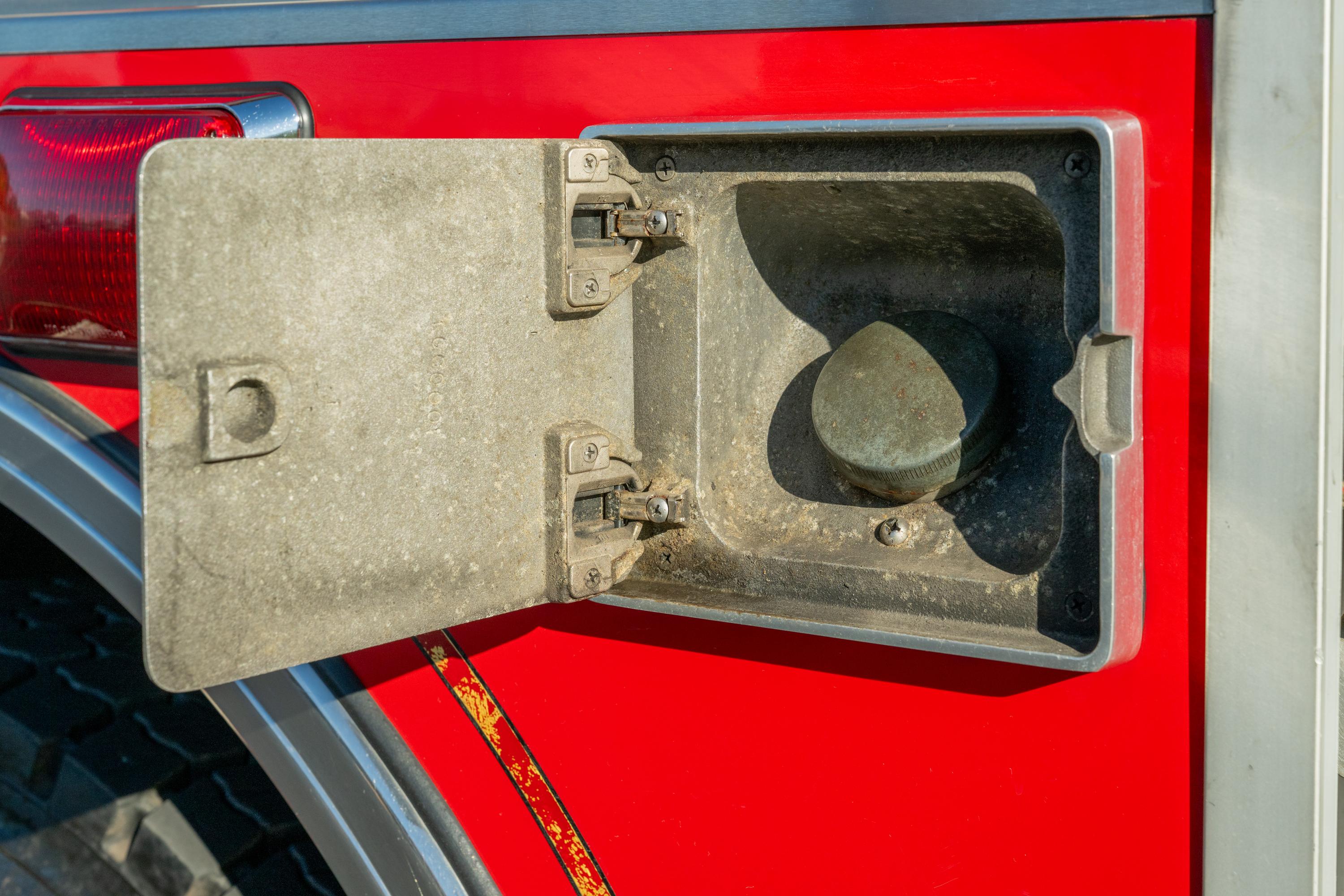 2005 KME American LaFrance Heavy Rescue - image 36
