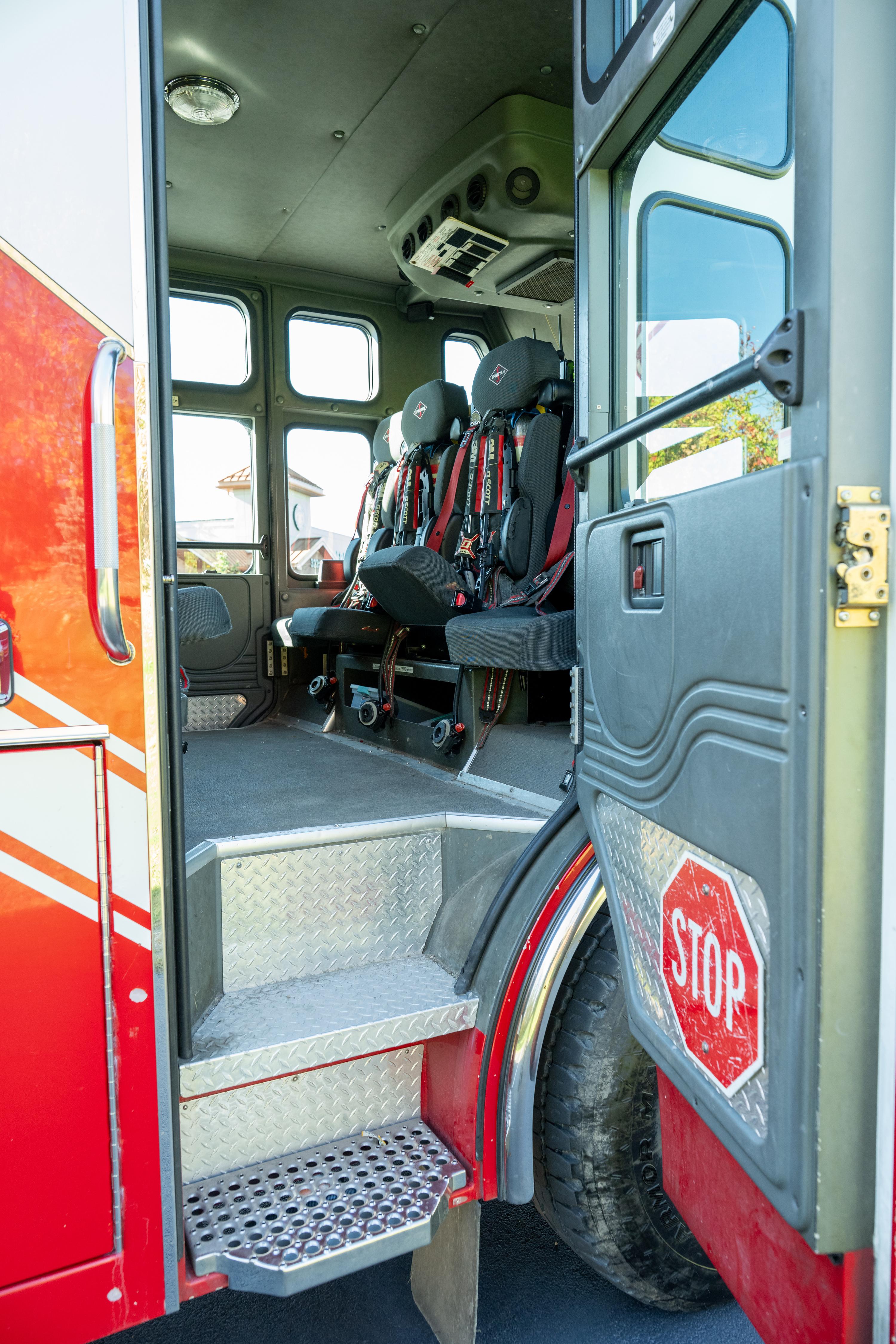 2005 KME American LaFrance Heavy Rescue - image 19