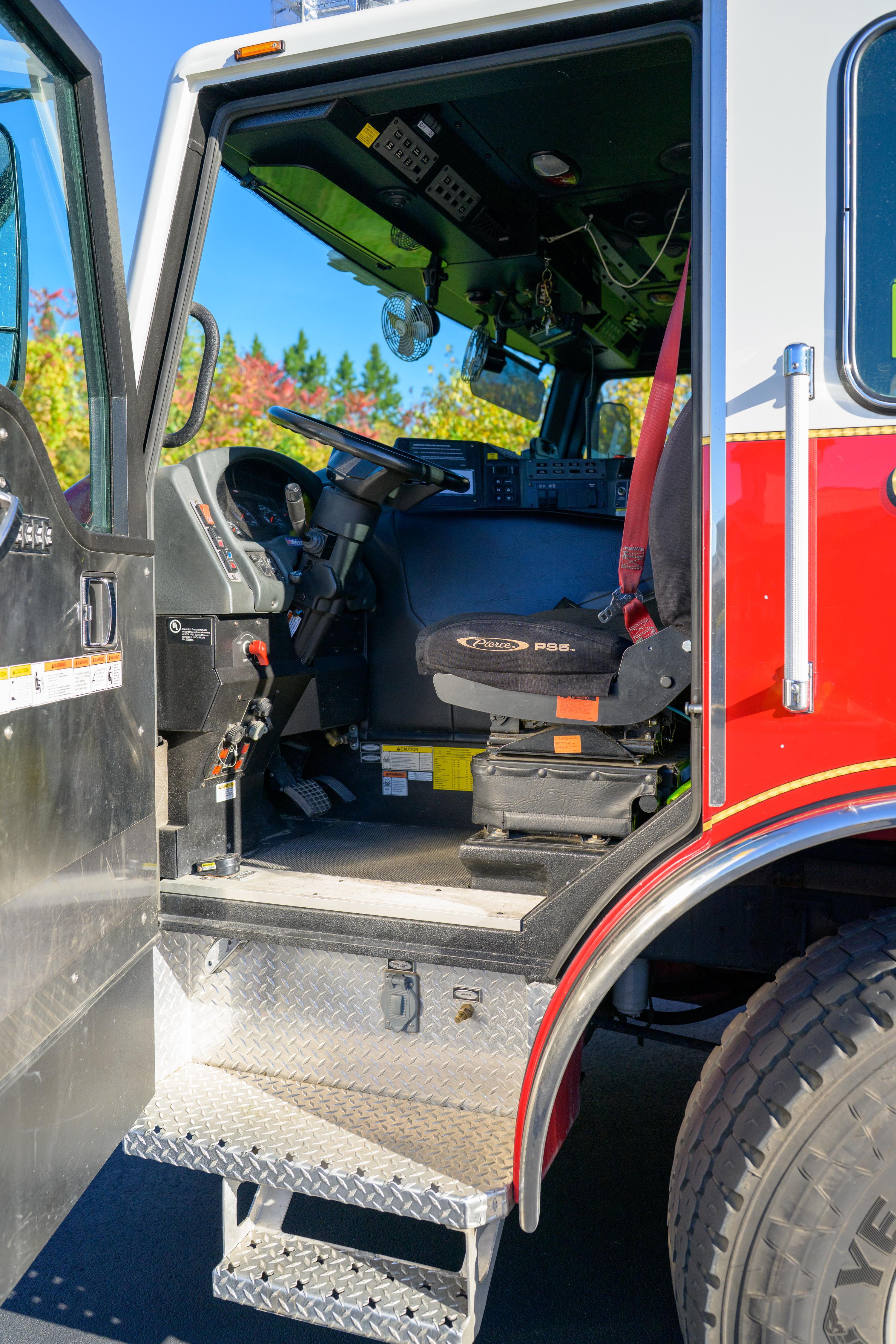 2015 Pierce Impel Pumper - image 13