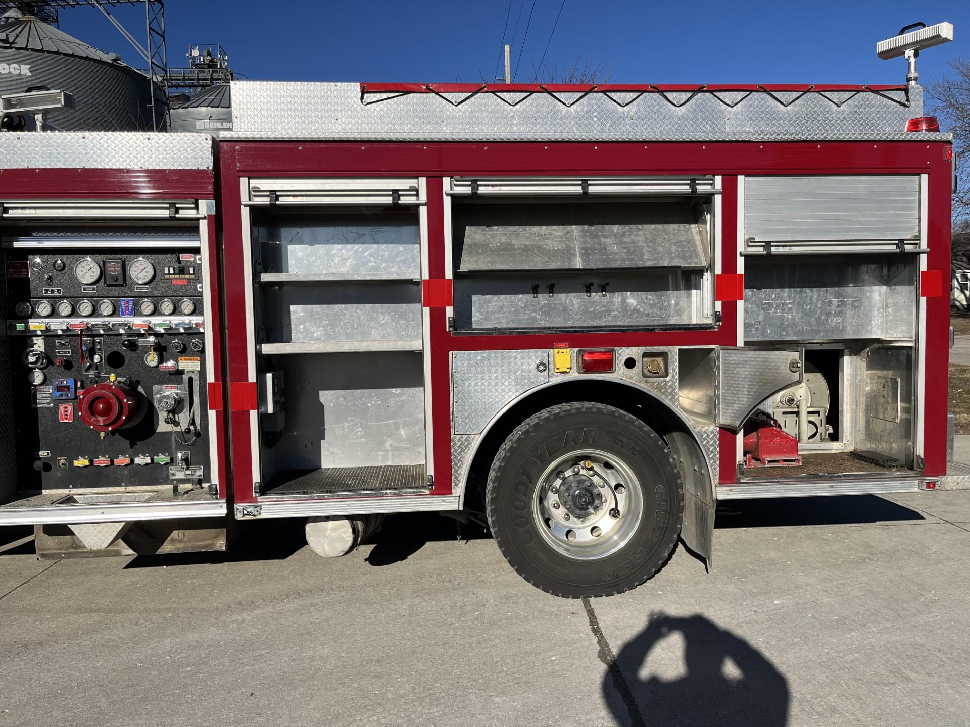 2003 HME Pumper - image 8