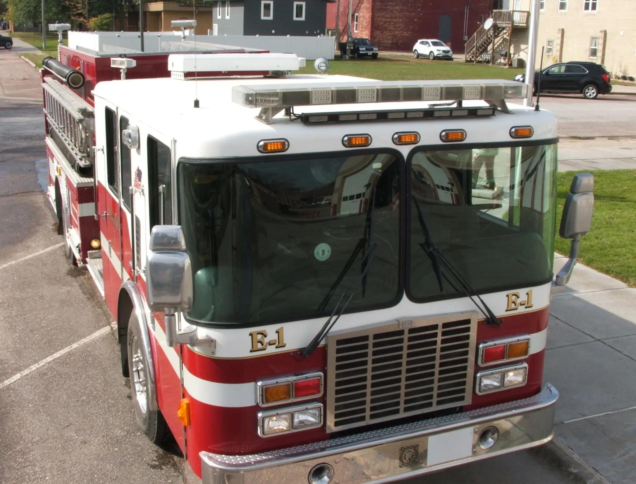 2003 HME Pumper - image 2