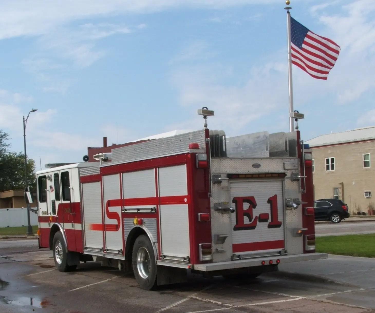 2003 HME Pumper - image 3