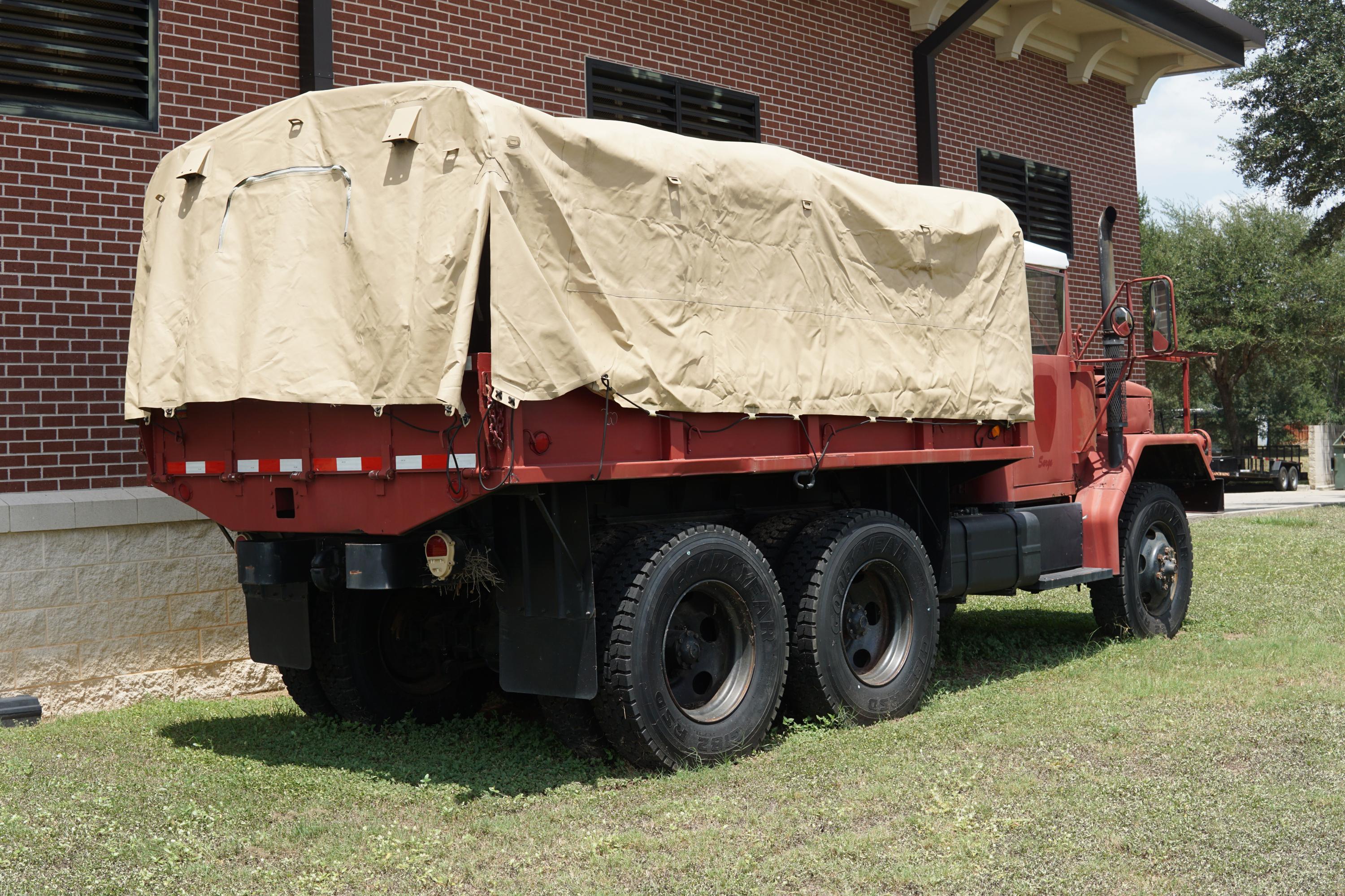 1967 AM General Amertek 4x4 - image 4